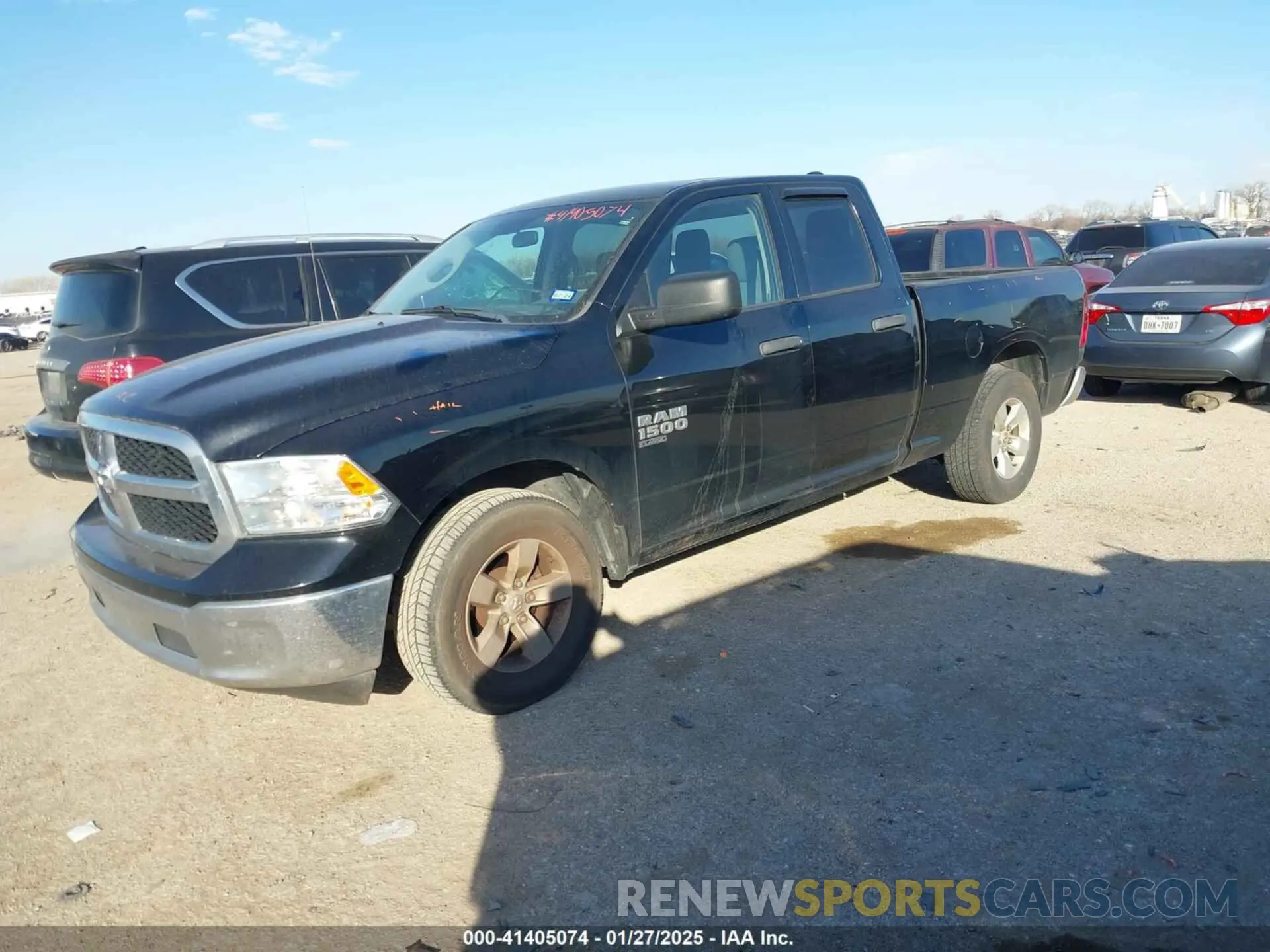 2 Photograph of a damaged car 1C6RR6FG0KS673793 RAM 1500 CLASSIC 2019