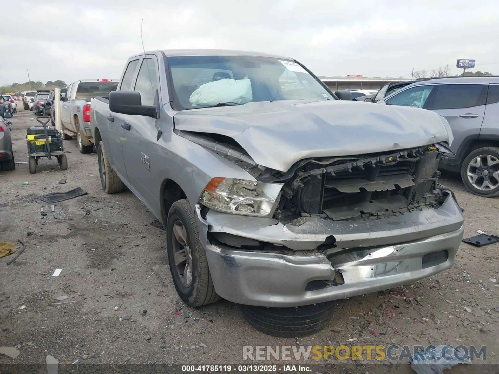 1 Photograph of a damaged car 1C6RR6FG1KS674435 RAM 1500 CLASSIC 2019