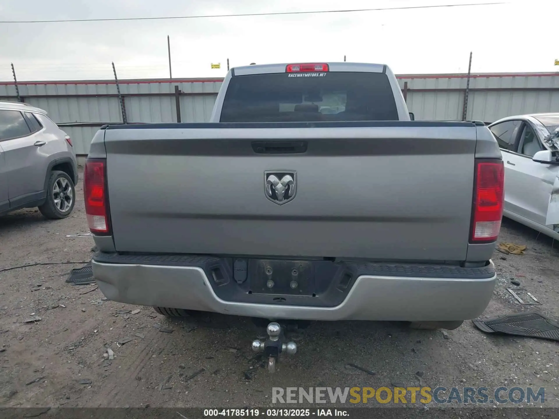 15 Photograph of a damaged car 1C6RR6FG1KS674435 RAM 1500 CLASSIC 2019