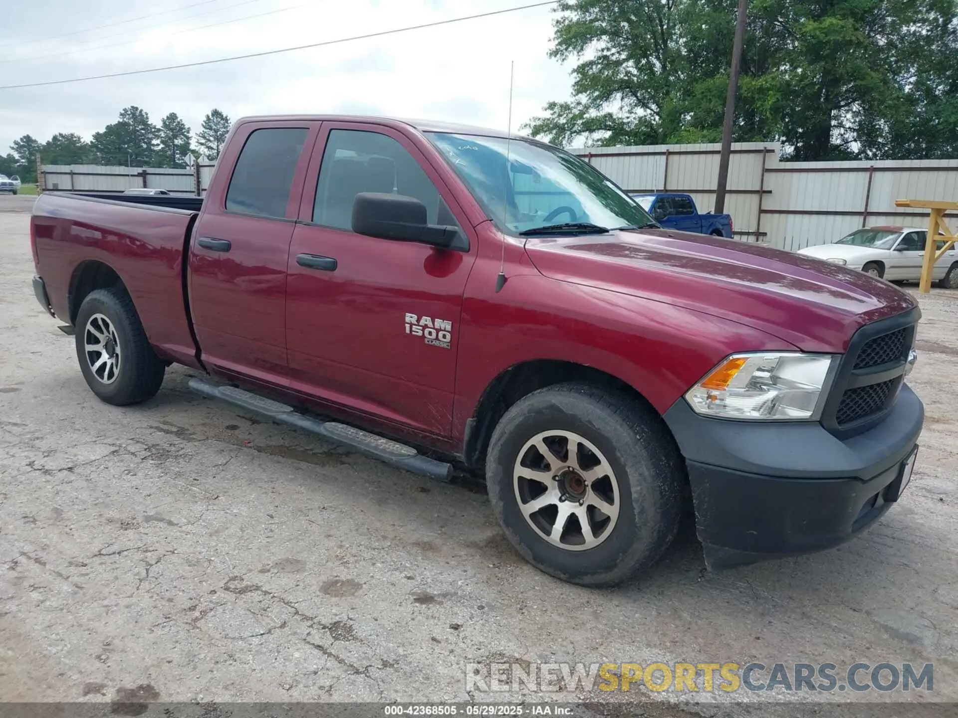 1 Photograph of a damaged car 1C6RR6FG2KS581343 RAM 1500 CLASSIC 2019