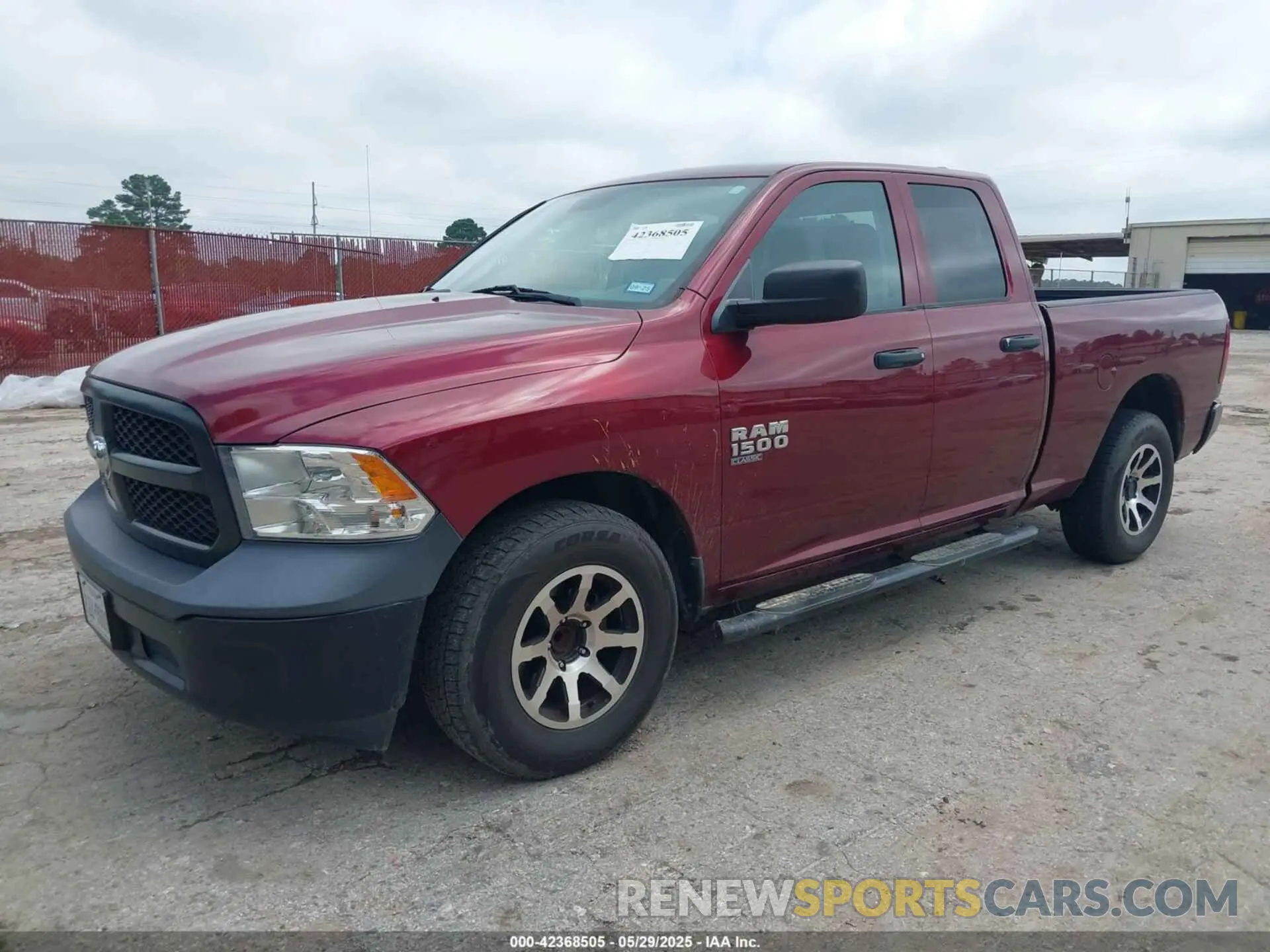 2 Photograph of a damaged car 1C6RR6FG2KS581343 RAM 1500 CLASSIC 2019