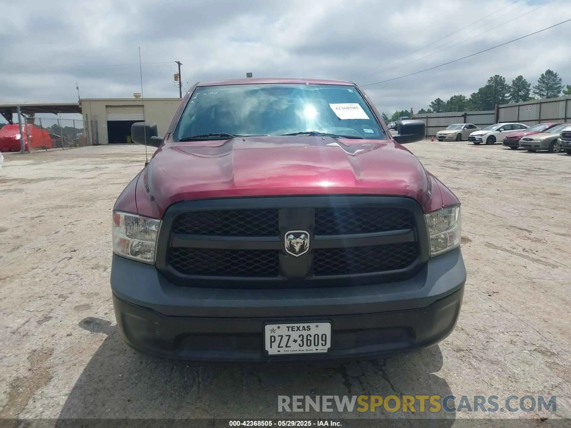 6 Photograph of a damaged car 1C6RR6FG2KS581343 RAM 1500 CLASSIC 2019