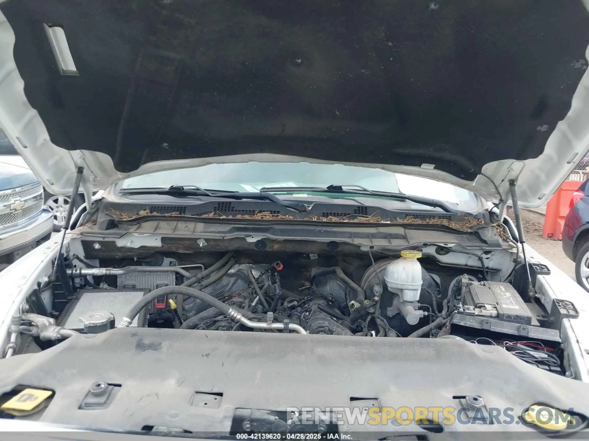 10 Photograph of a damaged car 1C6RR6FG2KS702064 RAM 1500 CLASSIC 2019