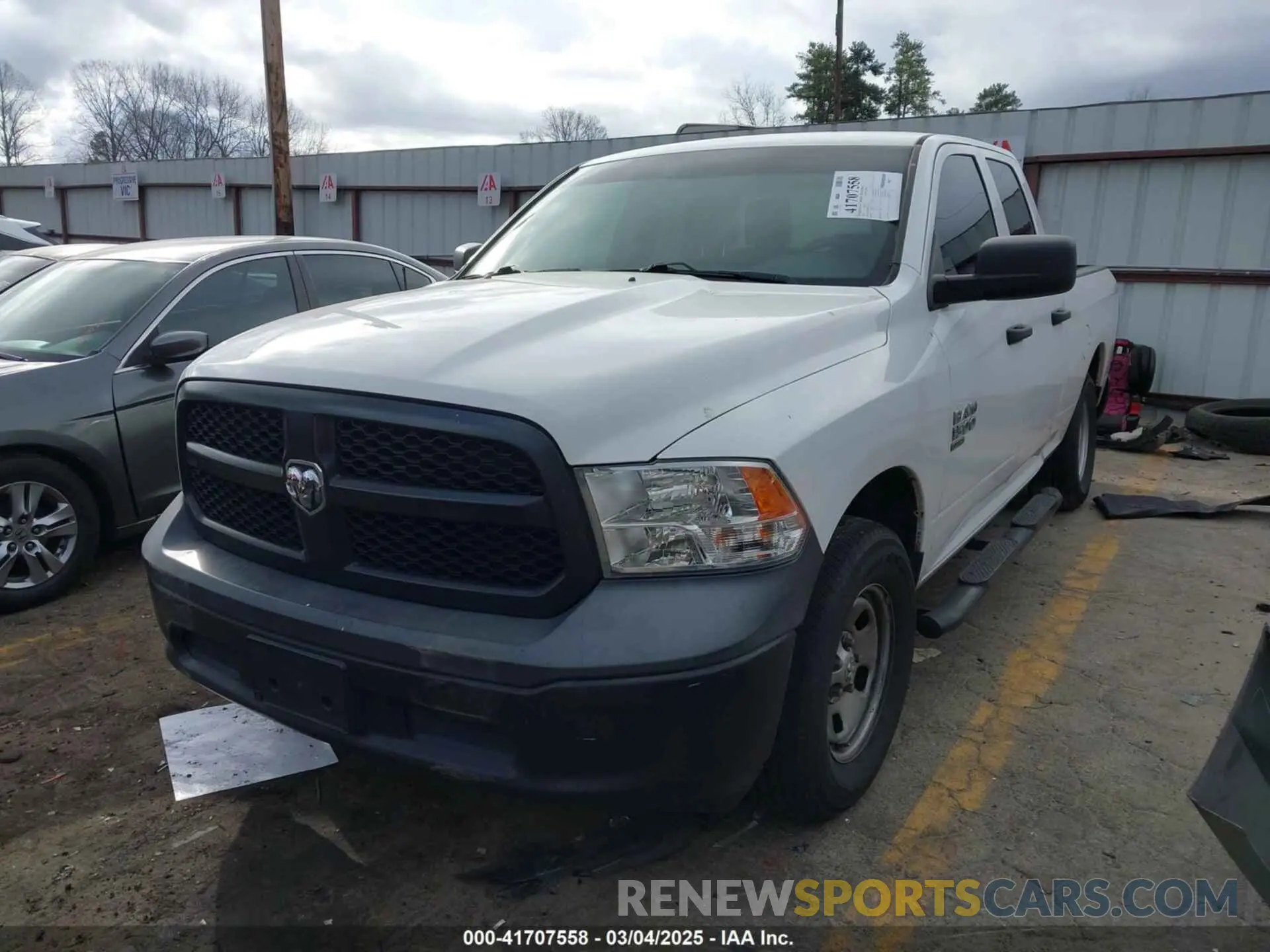 2 Photograph of a damaged car 1C6RR6FG4KS515764 RAM 1500 CLASSIC 2019