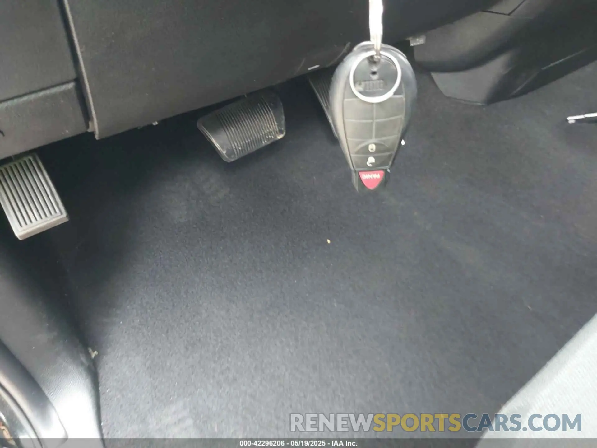 11 Photograph of a damaged car 1C6RR6FG5KS528684 RAM 1500 CLASSIC 2019