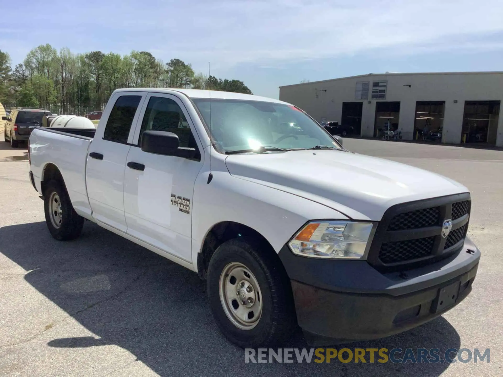 10 Photograph of a damaged car 1C6RR6FG6KS608947 RAM 1500 CLASSIC 2019