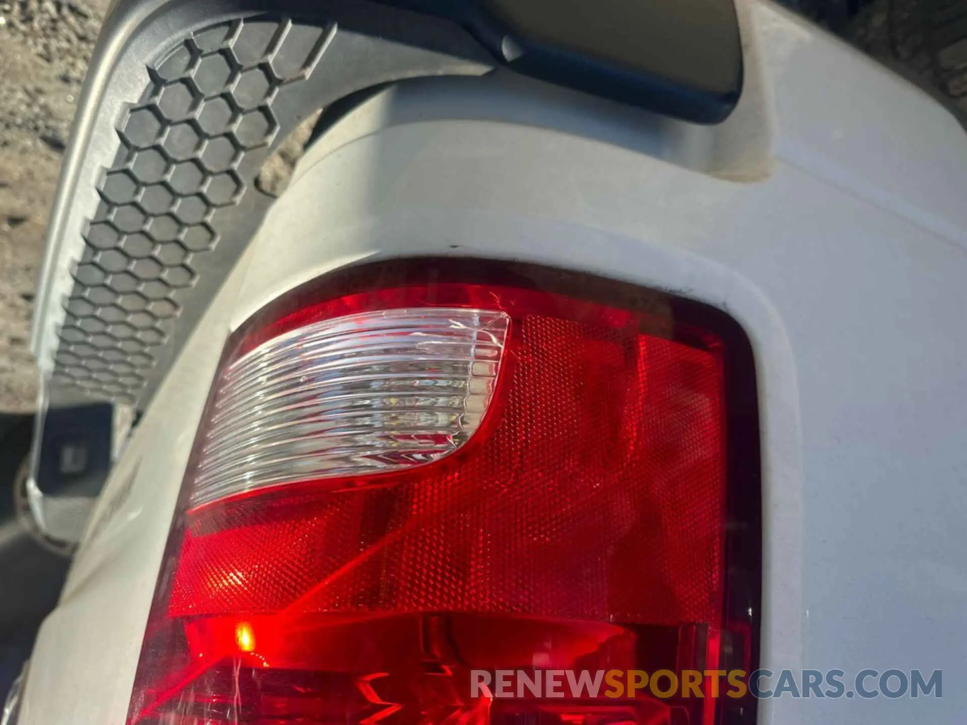 18 Photograph of a damaged car 1C6RR6FG6KS608947 RAM 1500 CLASSIC 2019