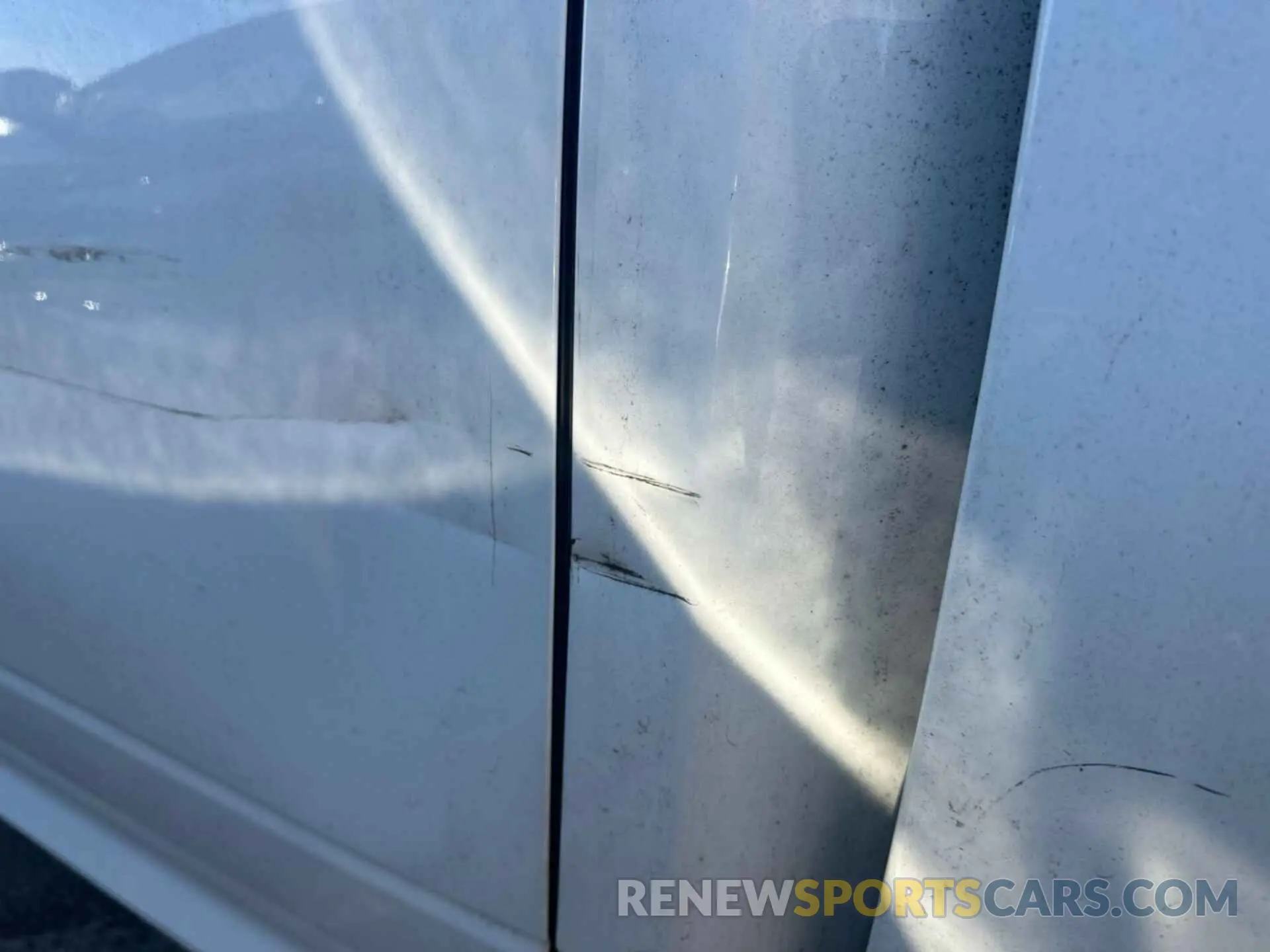 21 Photograph of a damaged car 1C6RR6FG6KS608947 RAM 1500 CLASSIC 2019
