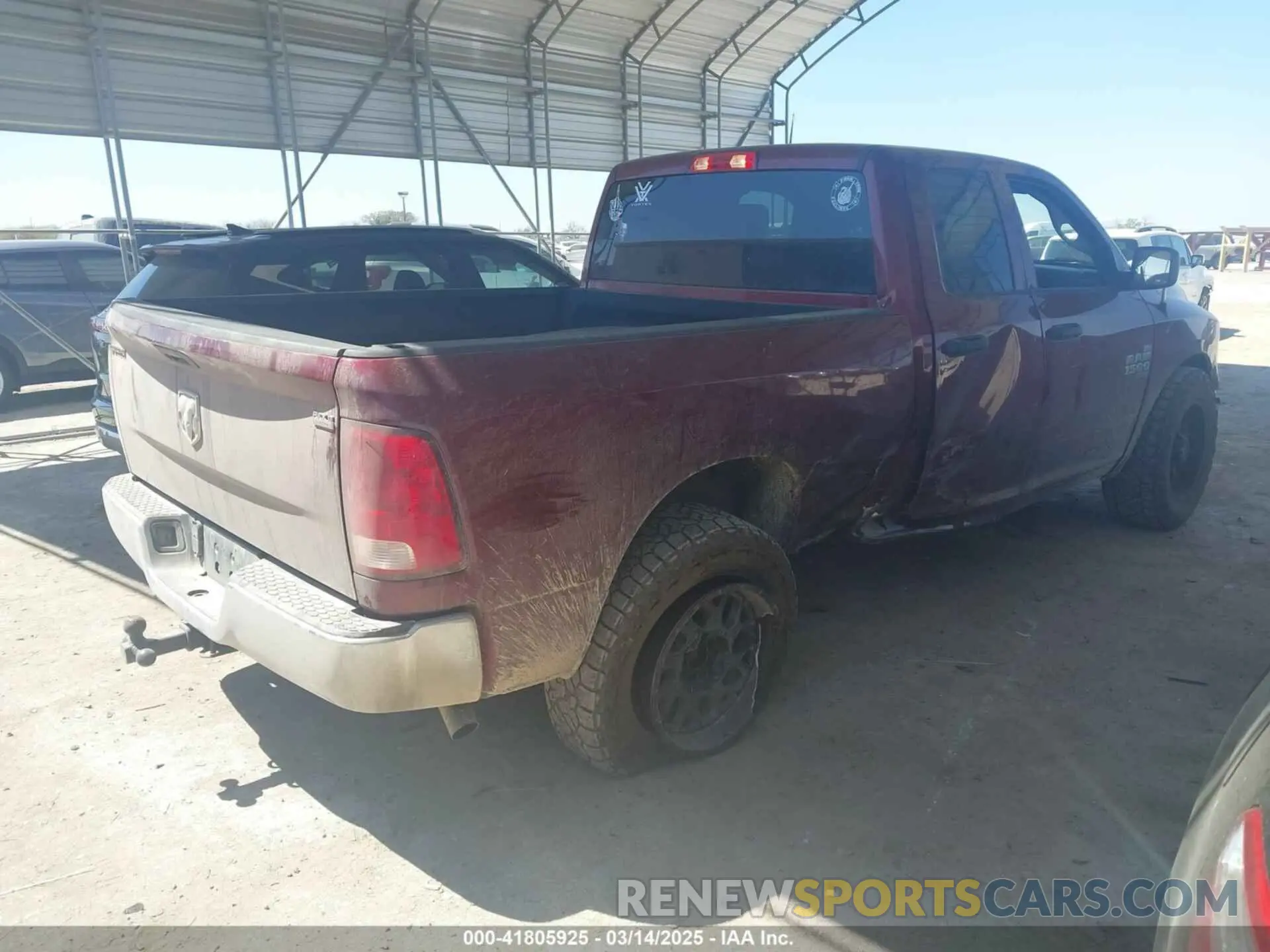 4 Photograph of a damaged car 1C6RR6FG7KS704795 RAM 1500 CLASSIC 2019