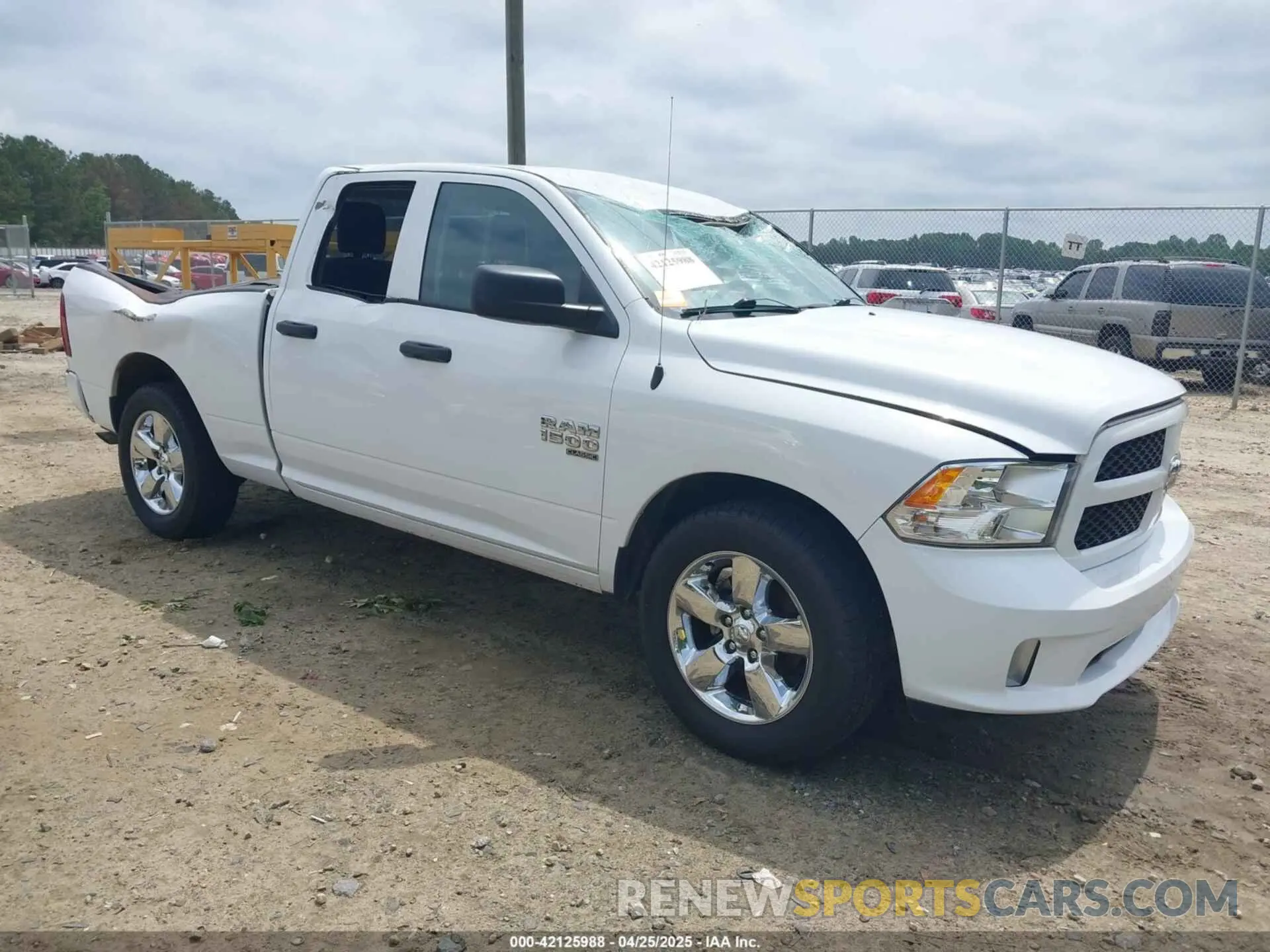 1 Photograph of a damaged car 1C6RR6FG8KS500099 RAM 1500 CLASSIC 2019