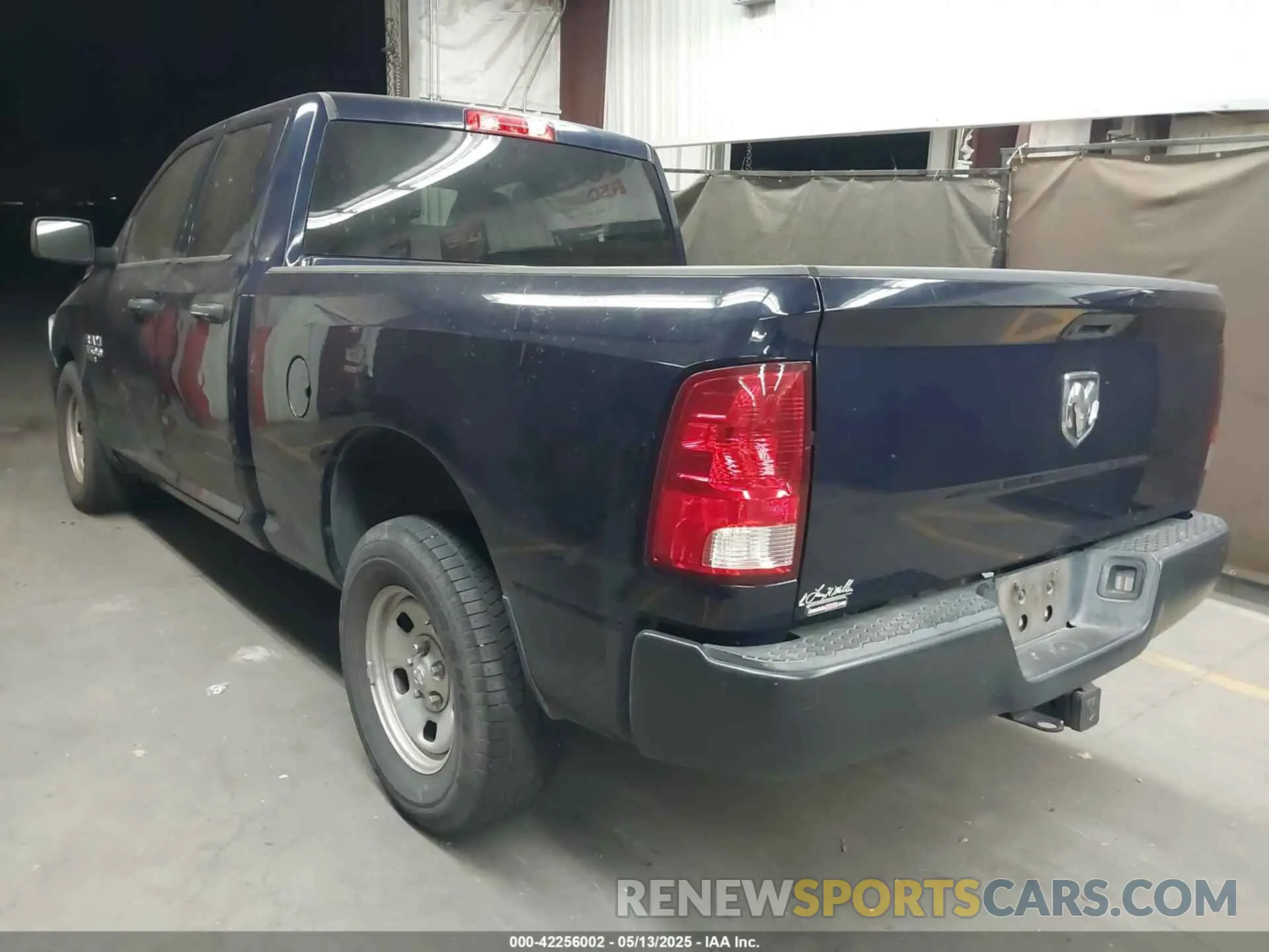3 Photograph of a damaged car 1C6RR6FG8KS586787 RAM 1500 CLASSIC 2019