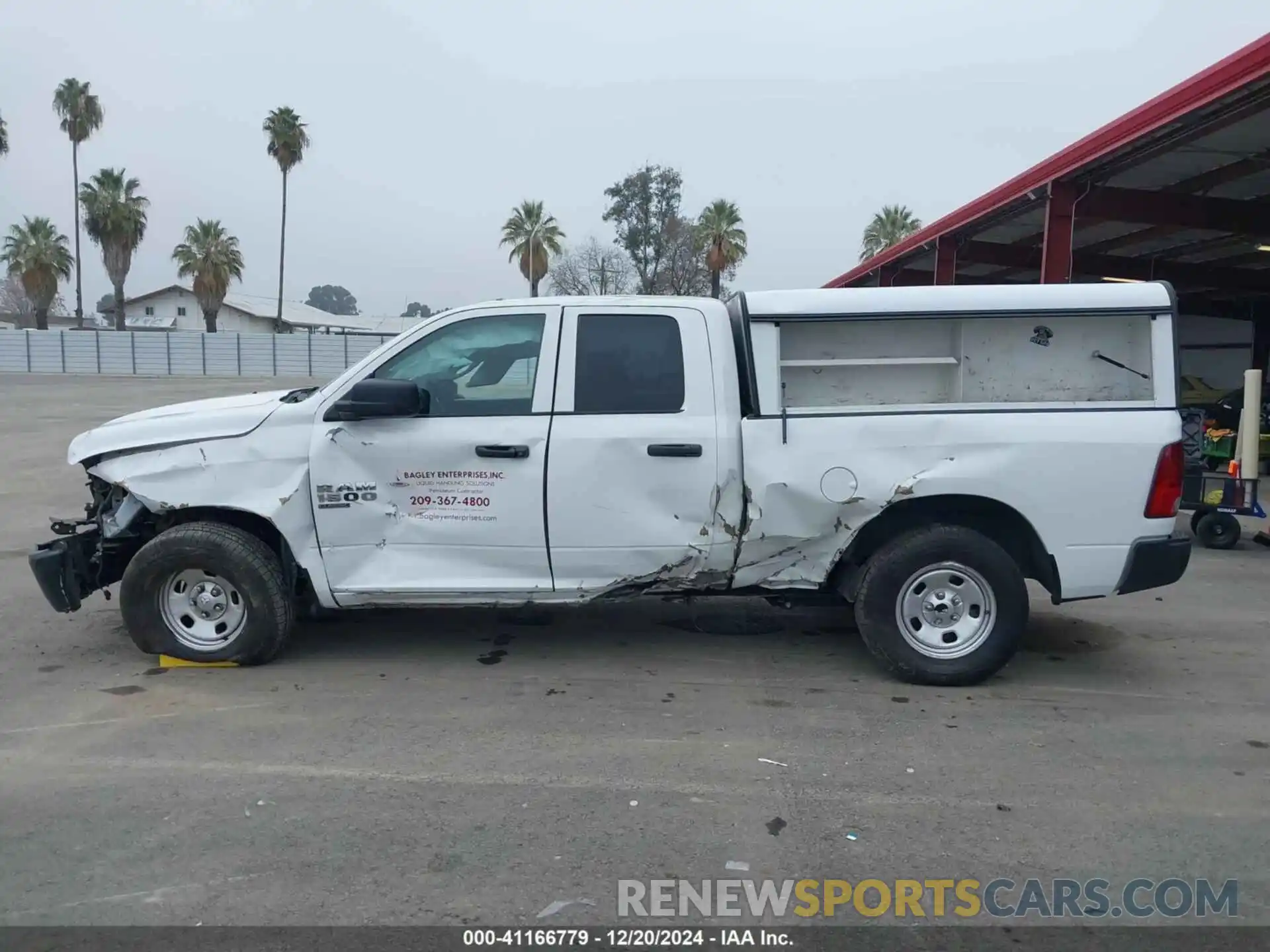 15 Photograph of a damaged car 1C6RR6FG8KS733349 RAM 1500 CLASSIC 2019