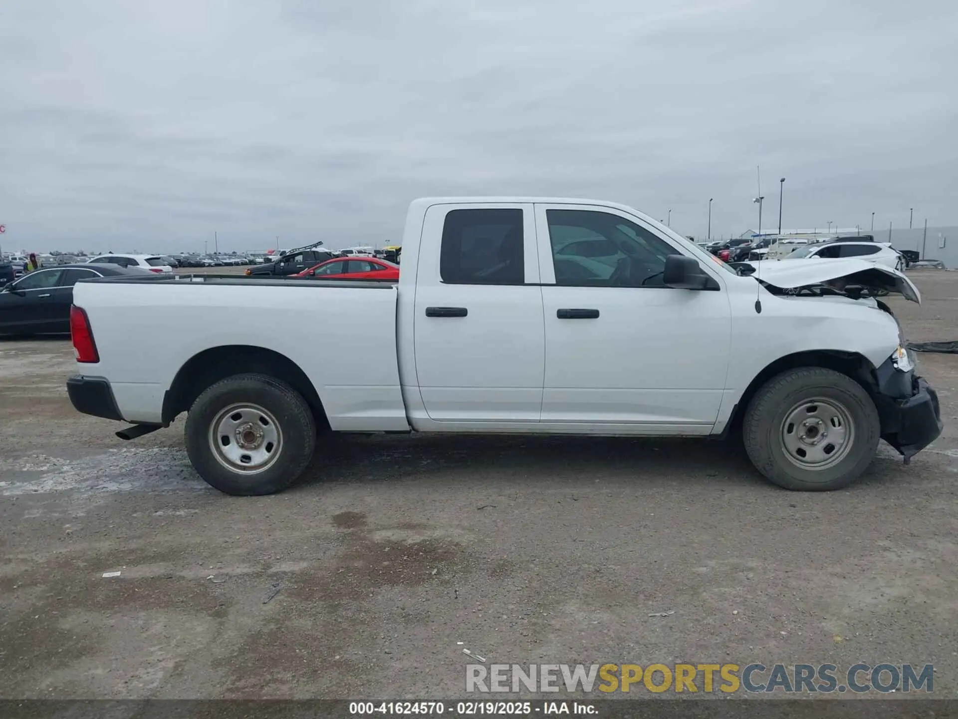 12 Photograph of a damaged car 1C6RR6FG9KS581436 RAM 1500 CLASSIC 2019