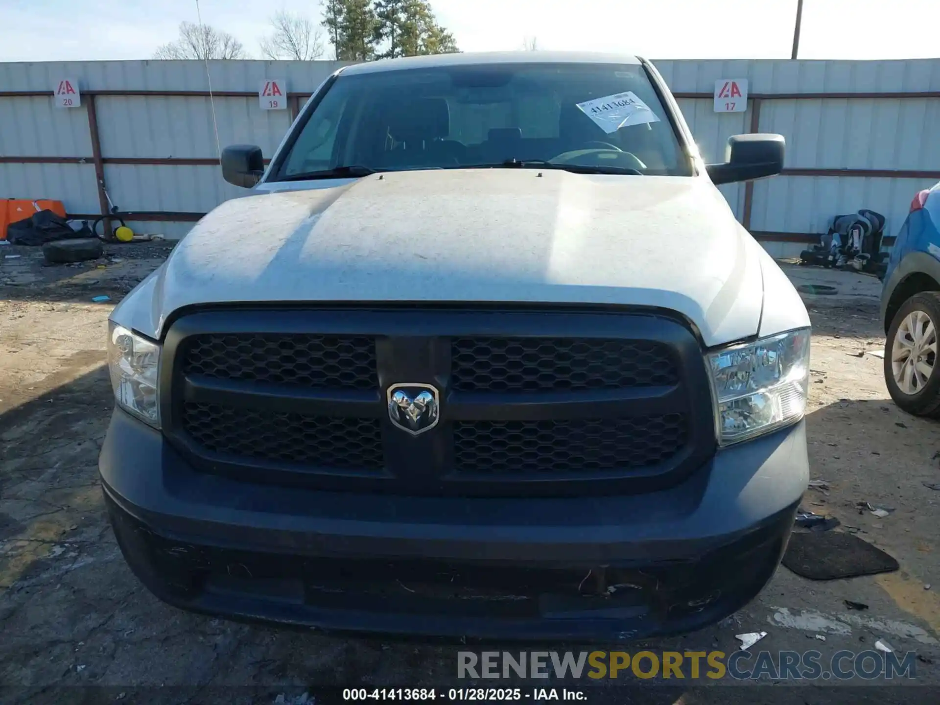 12 Photograph of a damaged car 1C6RR6FG9KS733134 RAM 1500 CLASSIC 2019