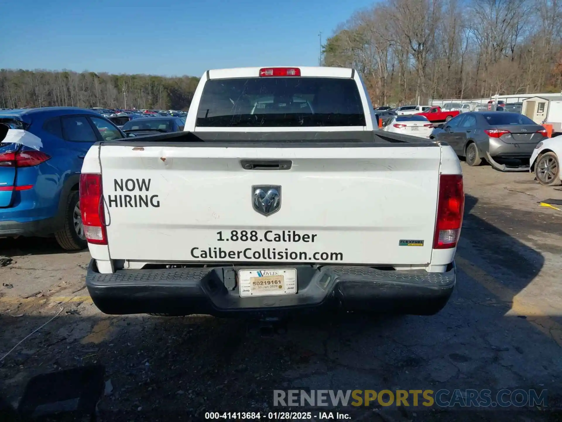 16 Photograph of a damaged car 1C6RR6FG9KS733134 RAM 1500 CLASSIC 2019