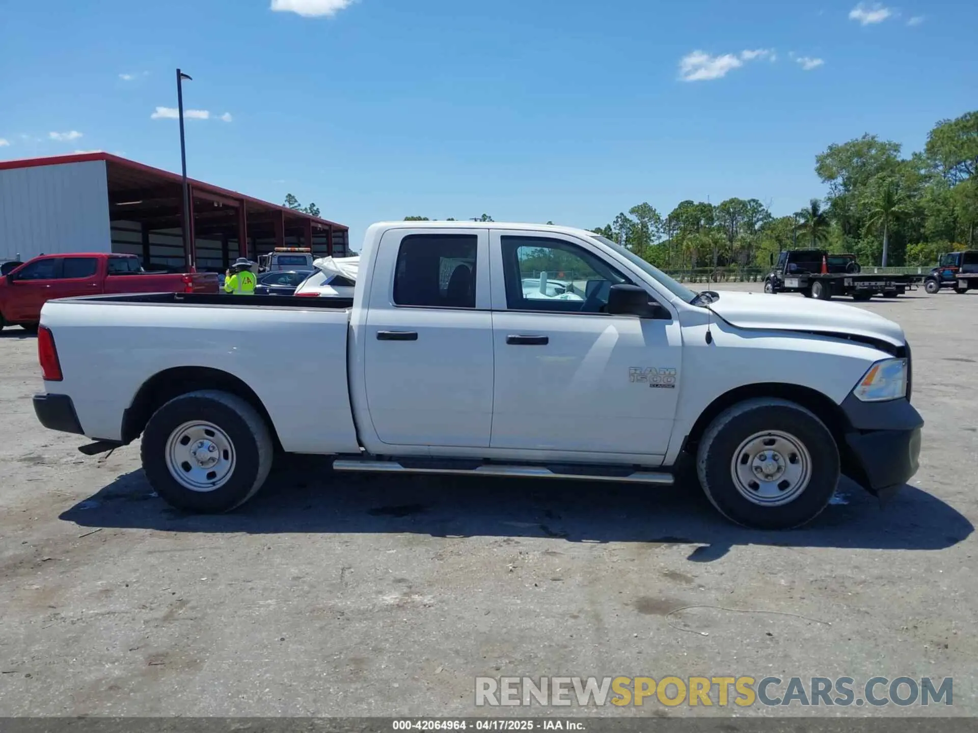 14 Photograph of a damaged car 1C6RR6FGXKS707254 RAM 1500 CLASSIC 2019