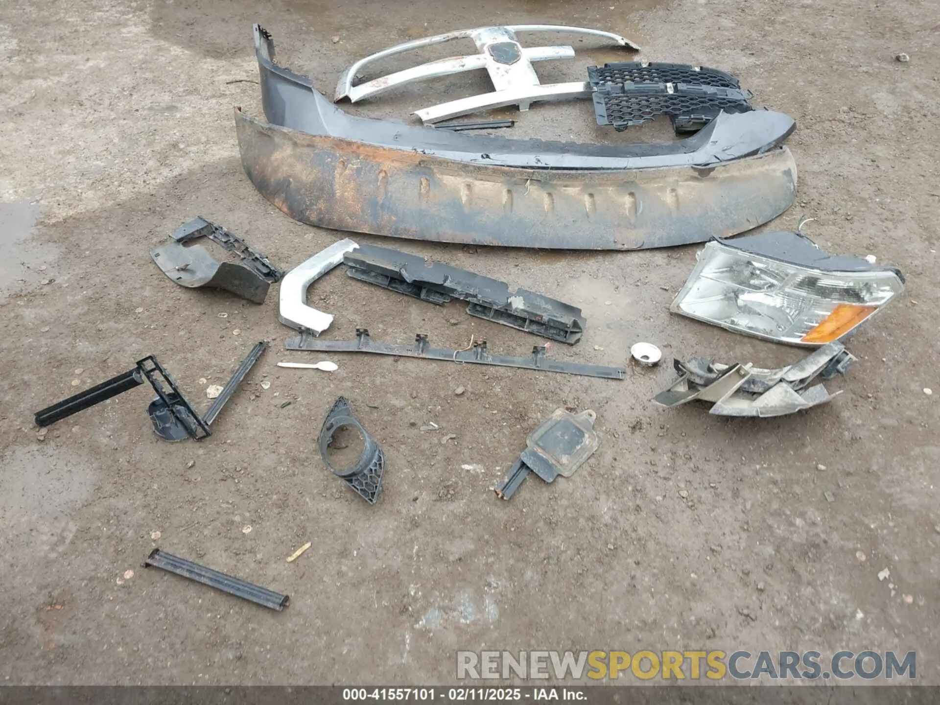 12 Photograph of a damaged car 1C6RR6FT2KS723641 RAM 1500 CLASSIC 2019