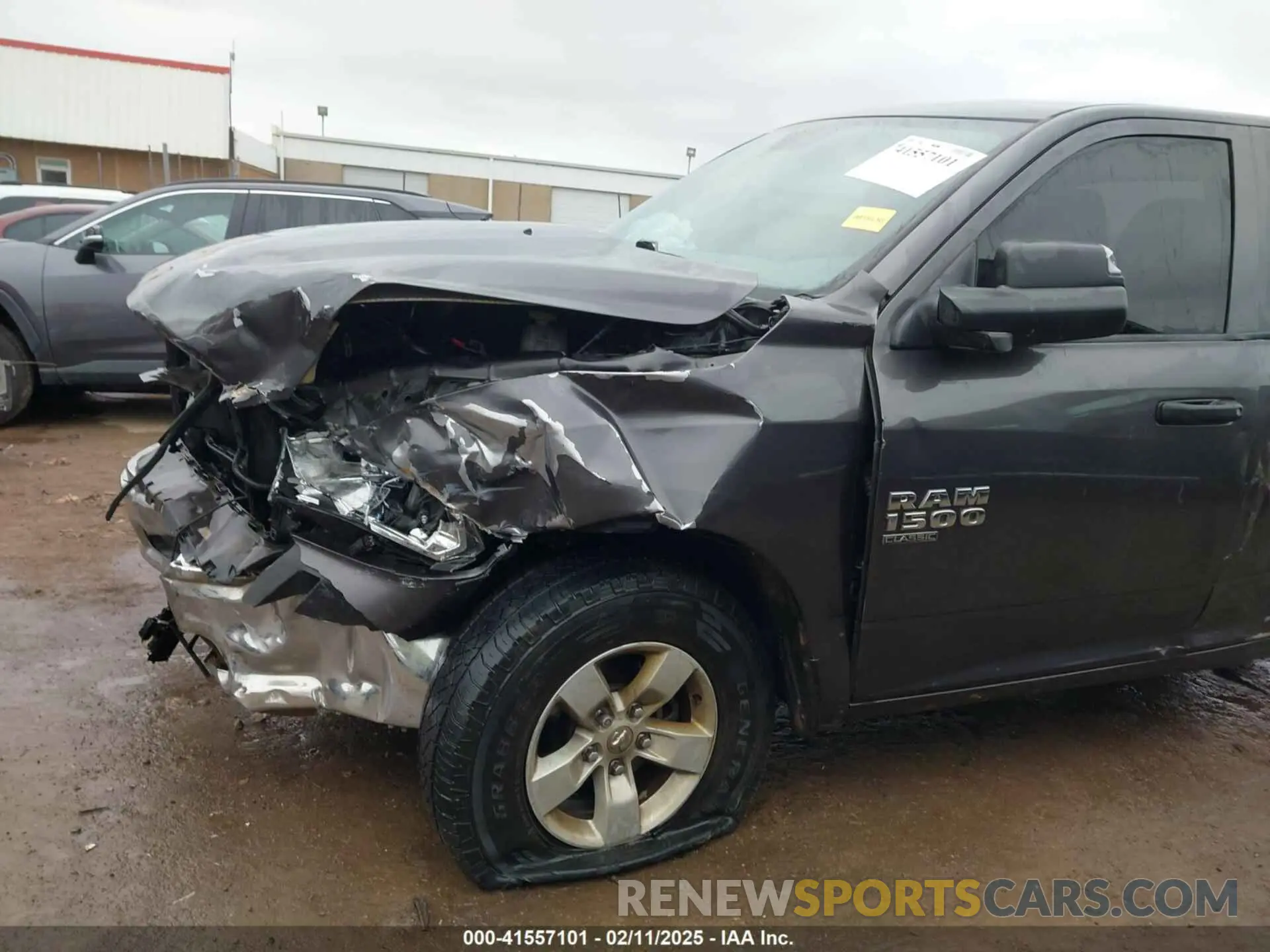 6 Photograph of a damaged car 1C6RR6FT2KS723641 RAM 1500 CLASSIC 2019