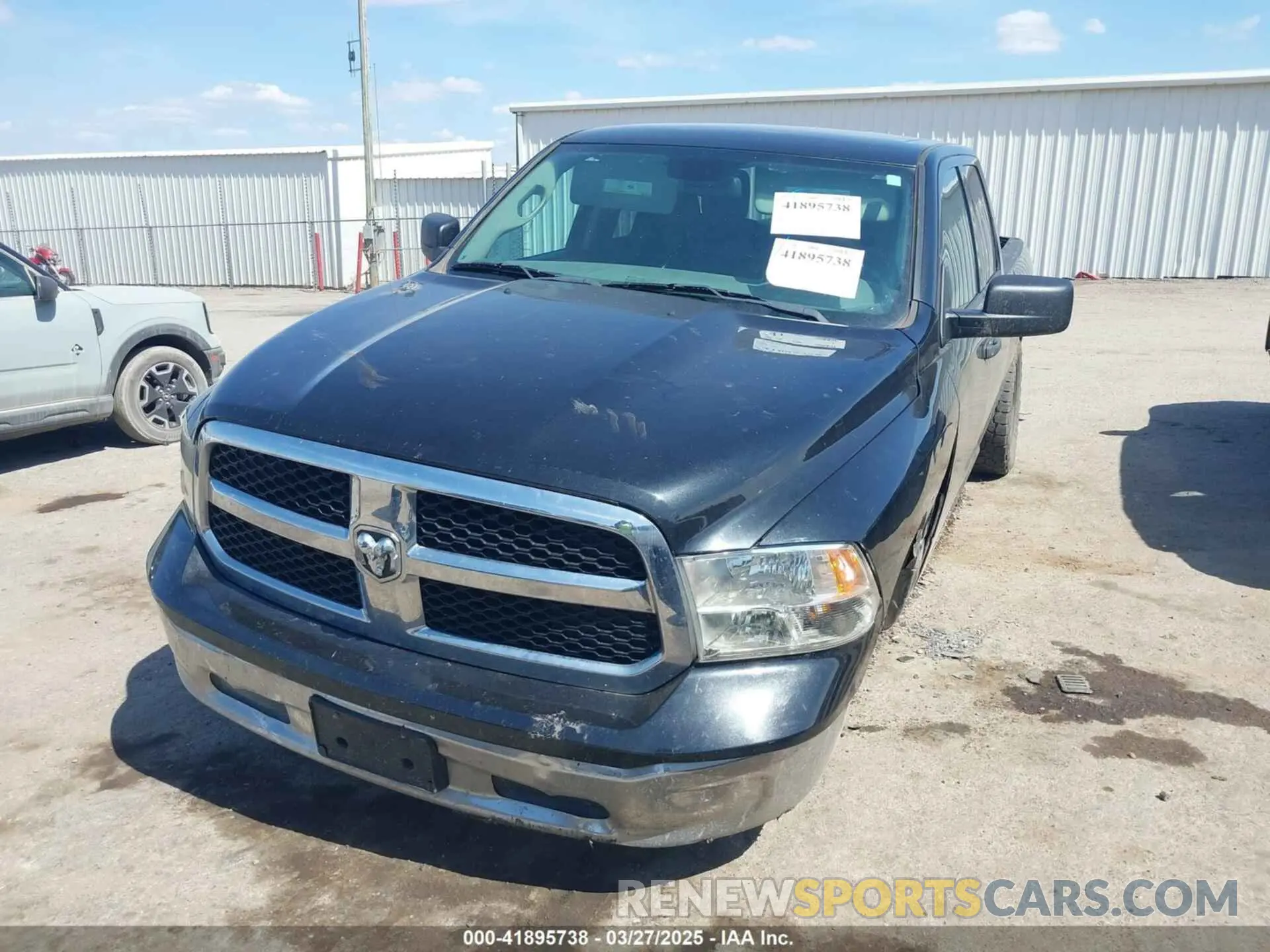 2 Photograph of a damaged car 1C6RR6FT3KS563110 RAM 1500 CLASSIC 2019