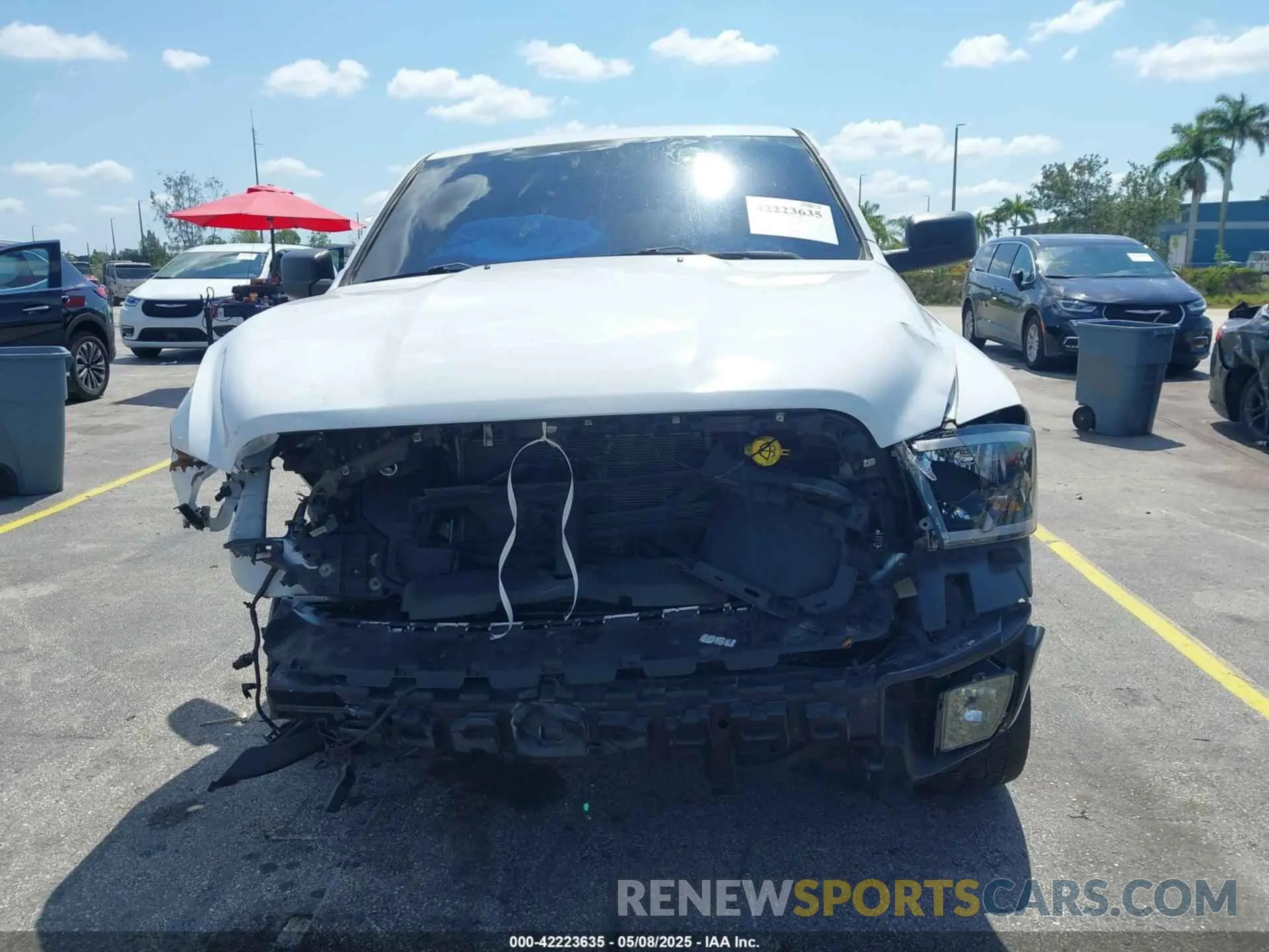 6 Photograph of a damaged car 1C6RR6FT6KS545782 RAM 1500 CLASSIC 2019