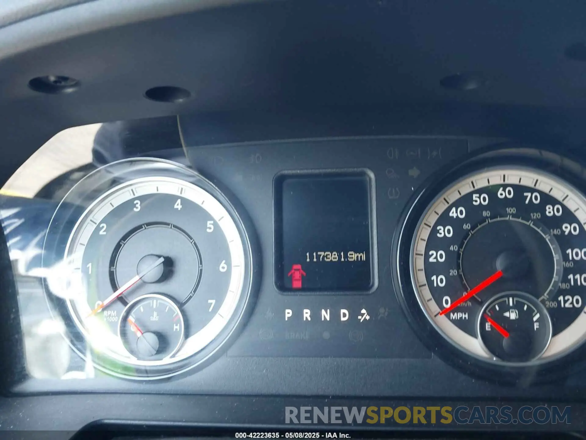 7 Photograph of a damaged car 1C6RR6FT6KS545782 RAM 1500 CLASSIC 2019