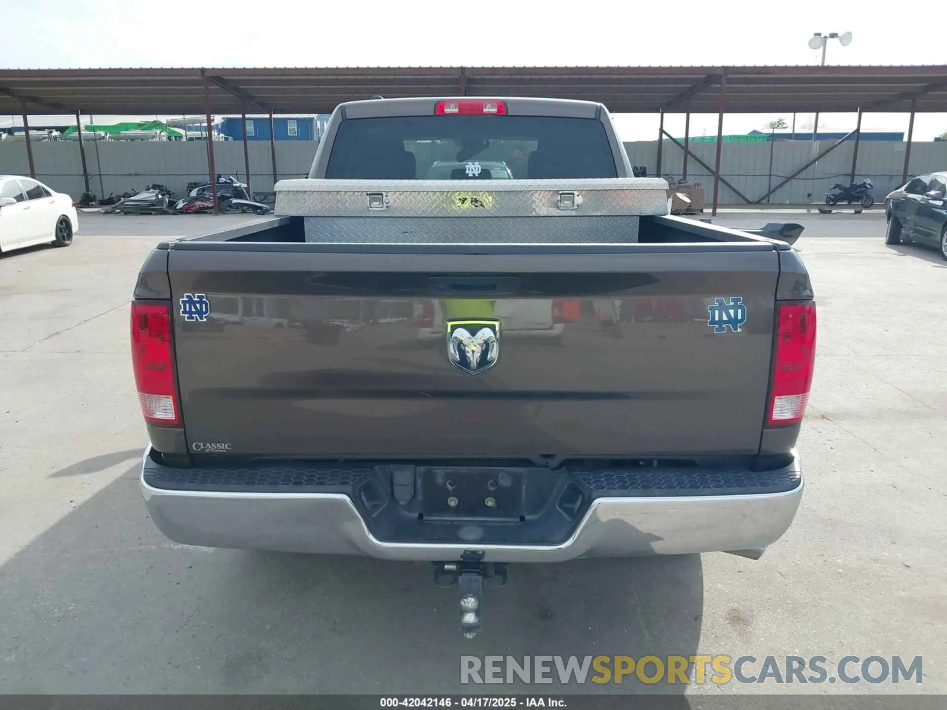 16 Photograph of a damaged car 1C6RR6FT6KS742077 RAM 1500 CLASSIC 2019