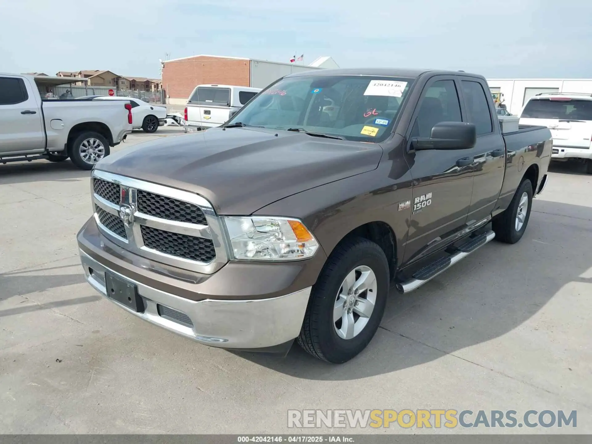 2 Photograph of a damaged car 1C6RR6FT6KS742077 RAM 1500 CLASSIC 2019