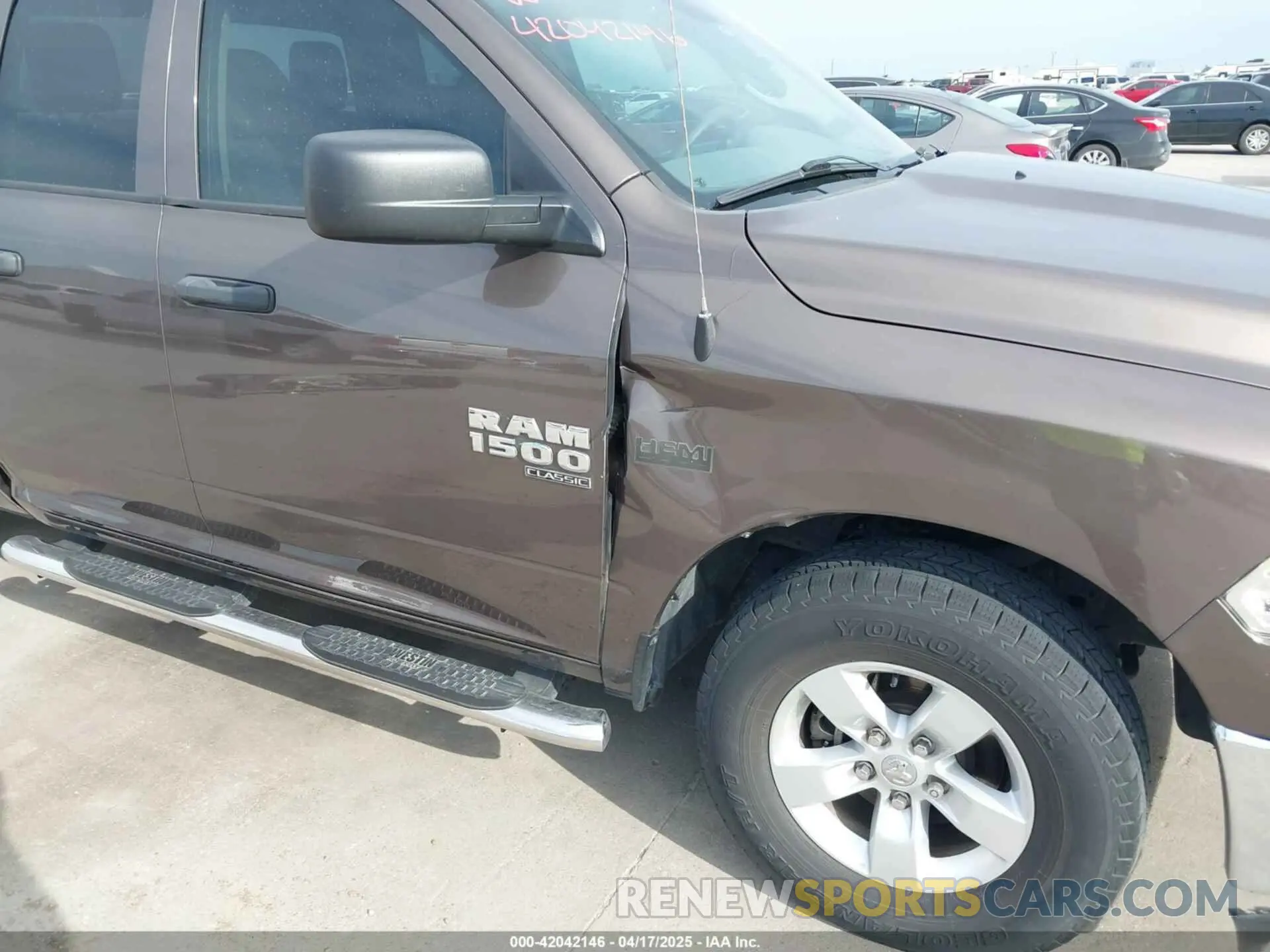 6 Photograph of a damaged car 1C6RR6FT6KS742077 RAM 1500 CLASSIC 2019