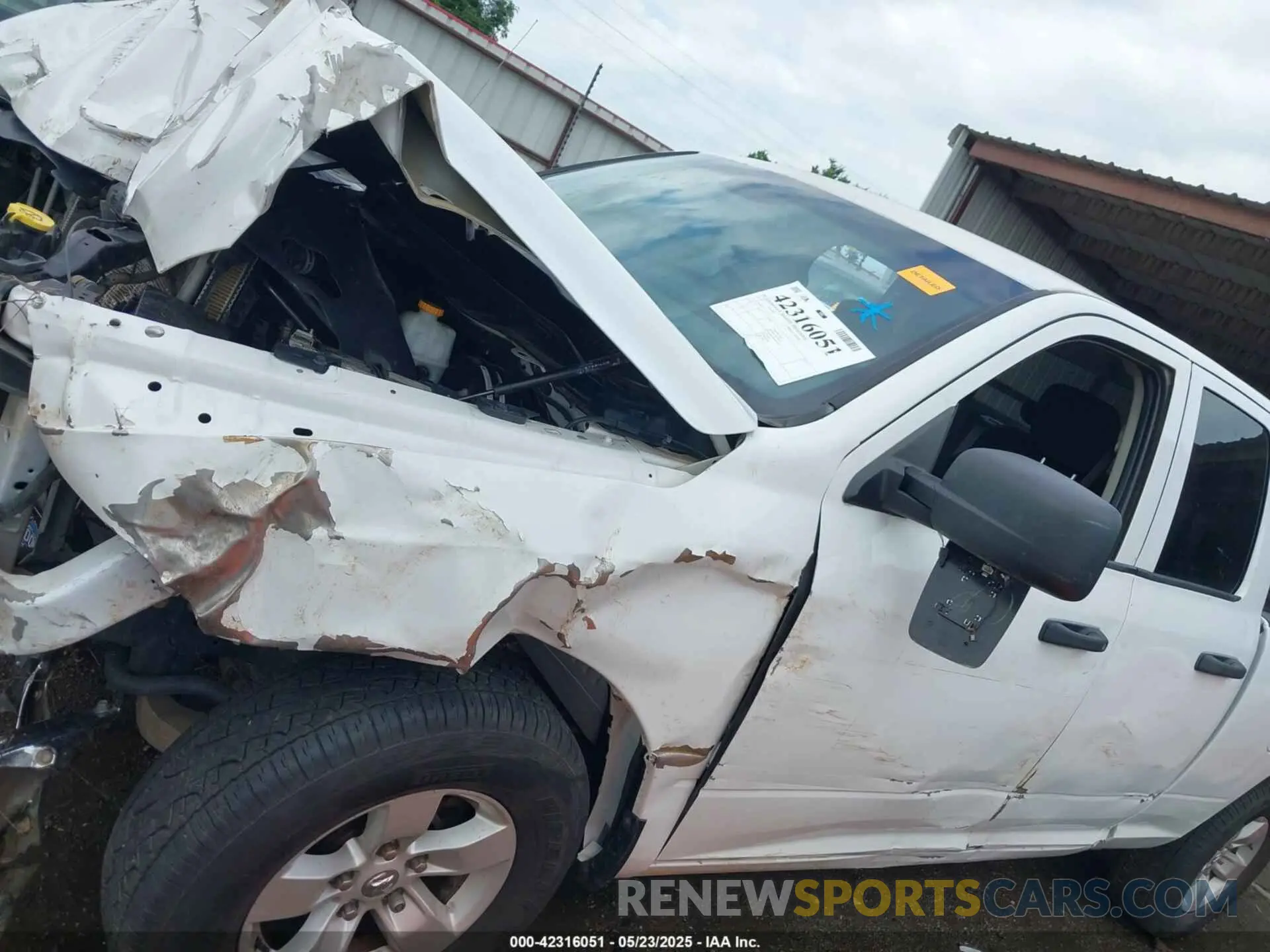 18 Photograph of a damaged car 1C6RR6FT7KS552546 RAM 1500 CLASSIC 2019