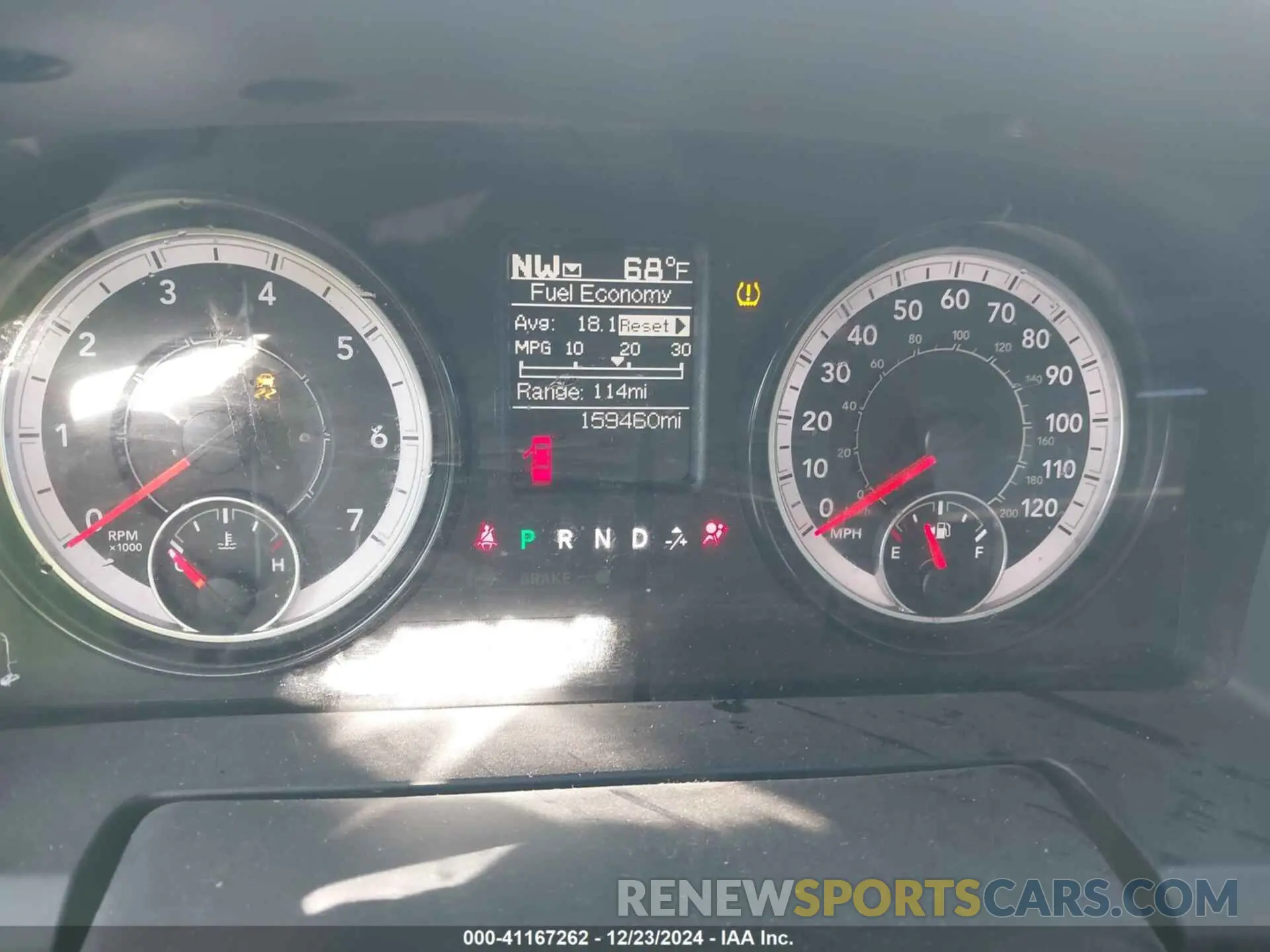 7 Photograph of a damaged car 1C6RR6FTXKS584312 RAM 1500 CLASSIC 2019