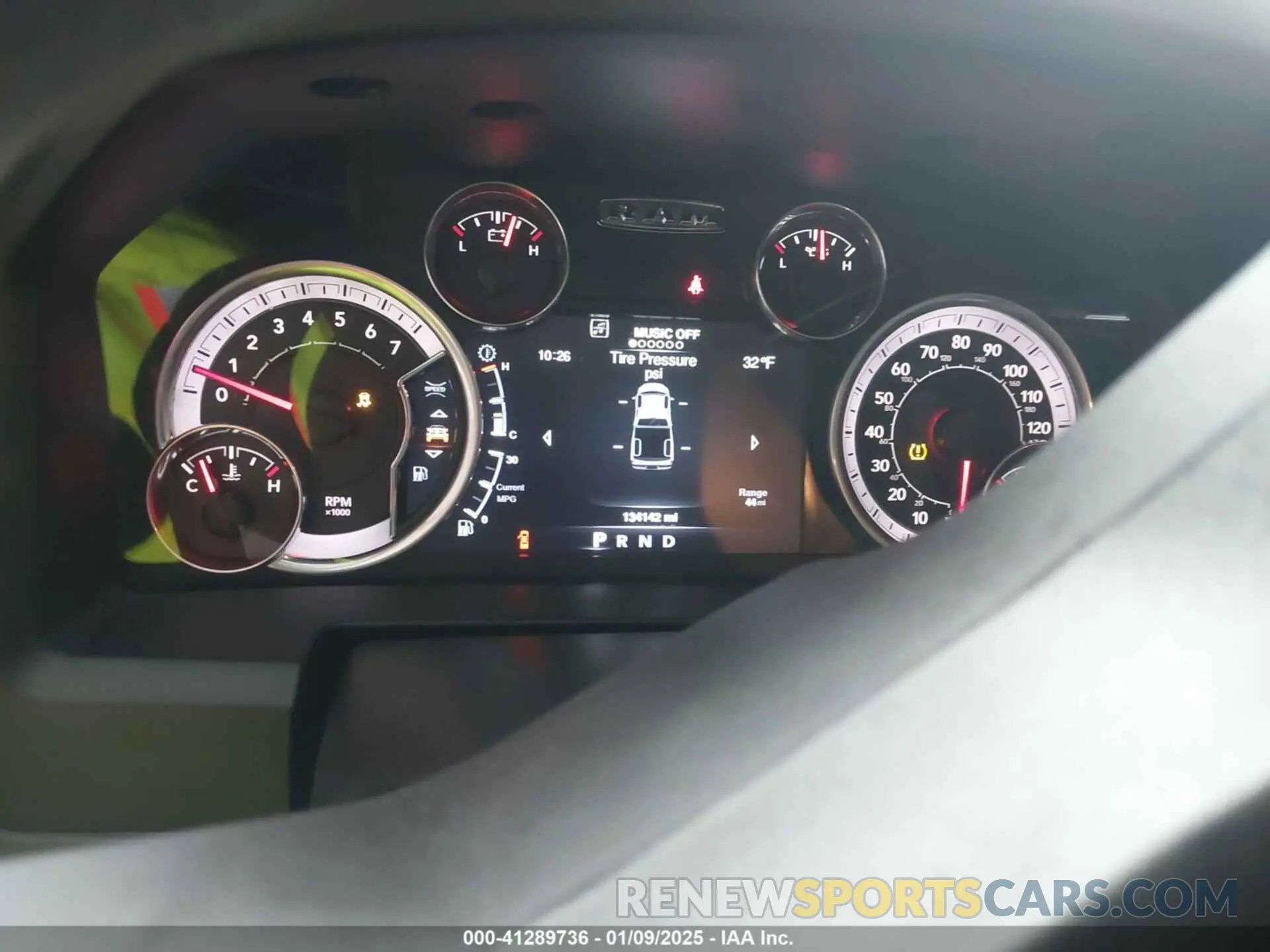 7 Photograph of a damaged car 1C6RR6GT0KS706707 RAM 1500 CLASSIC 2019