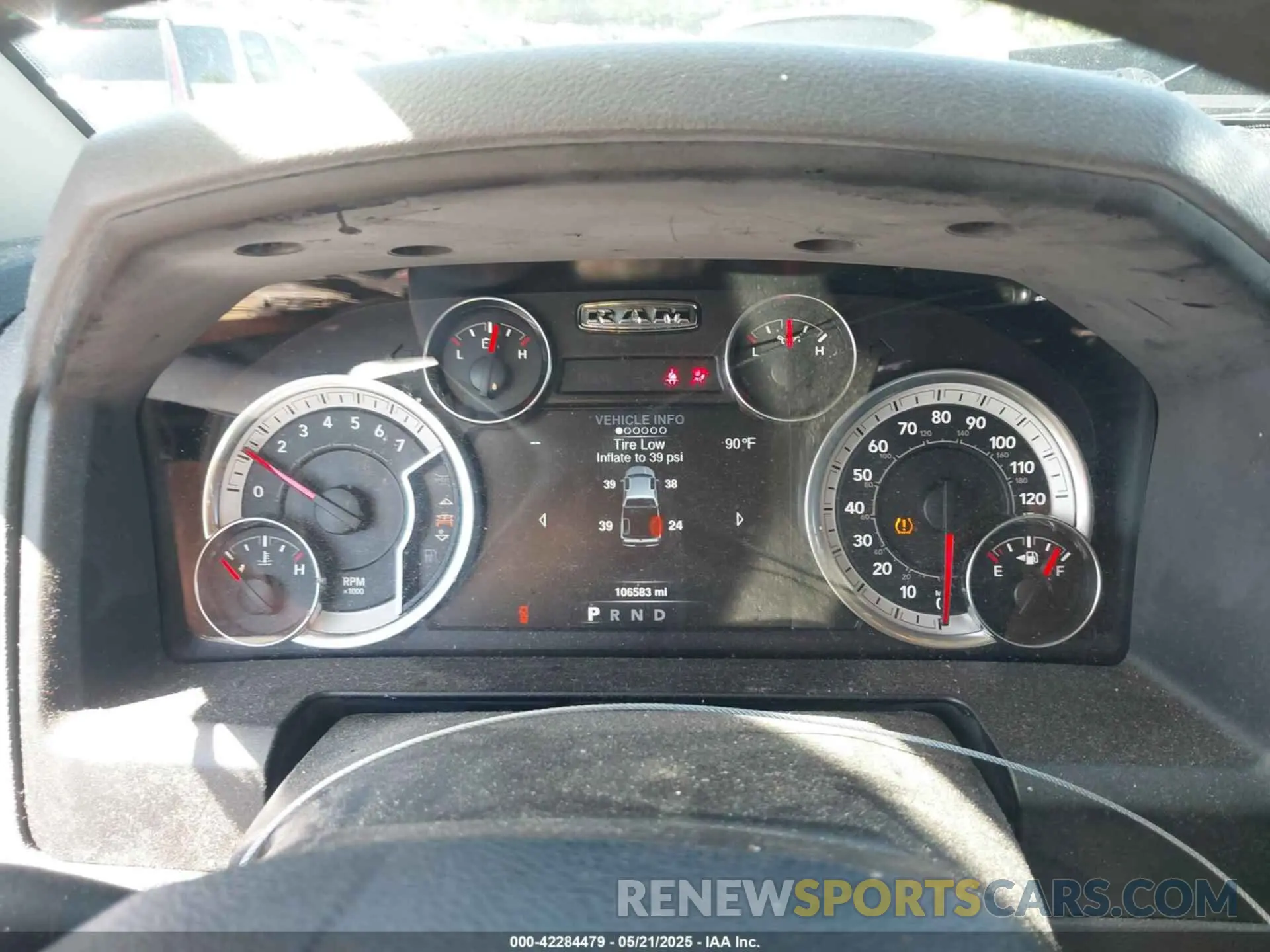 7 Photograph of a damaged car 1C6RR6GTXKS732022 RAM 1500 CLASSIC 2019