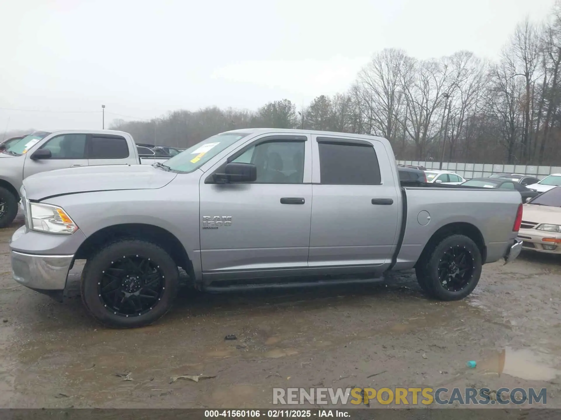 14 Photograph of a damaged car 1C6RR6KG3KS726864 RAM 1500 CLASSIC 2019
