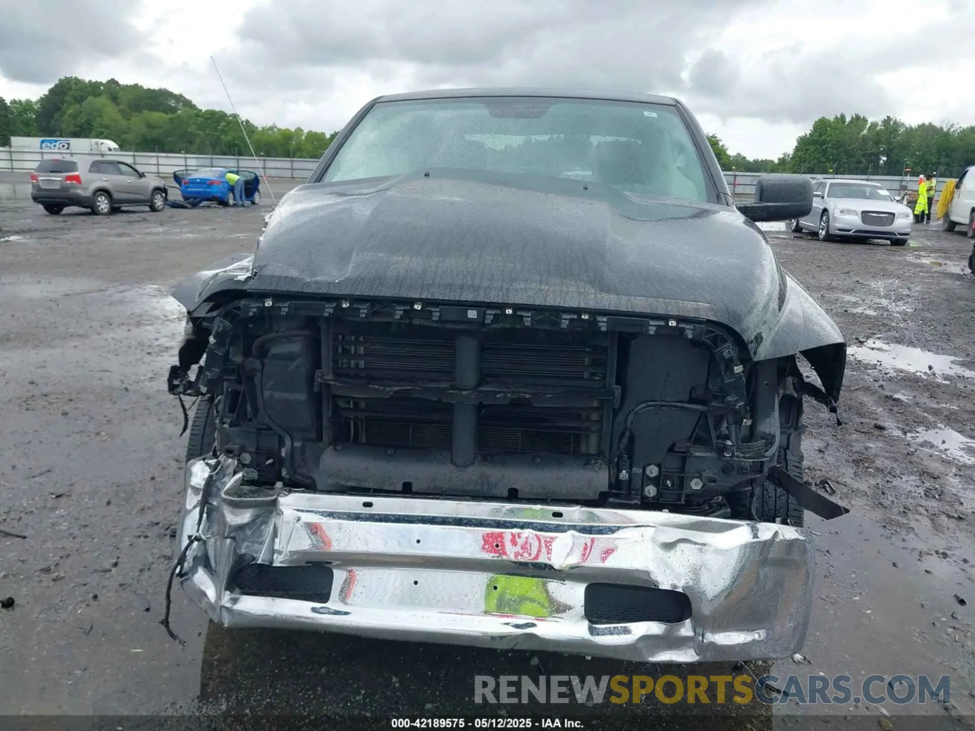12 Photograph of a damaged car 1C6RR6KG5KS726803 RAM 1500 CLASSIC 2019