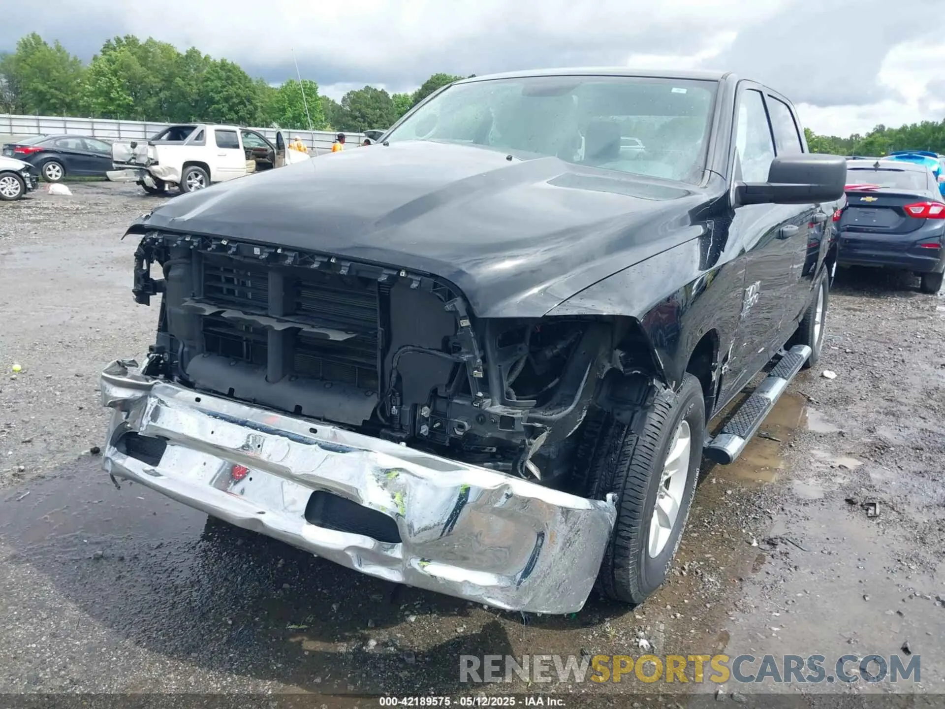 6 Photograph of a damaged car 1C6RR6KG5KS726803 RAM 1500 CLASSIC 2019