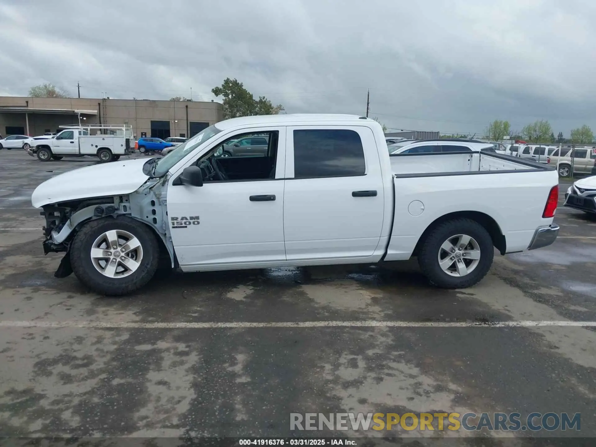15 Photograph of a damaged car 1C6RR6KM8KS749546 RAM 1500 CLASSIC 2019