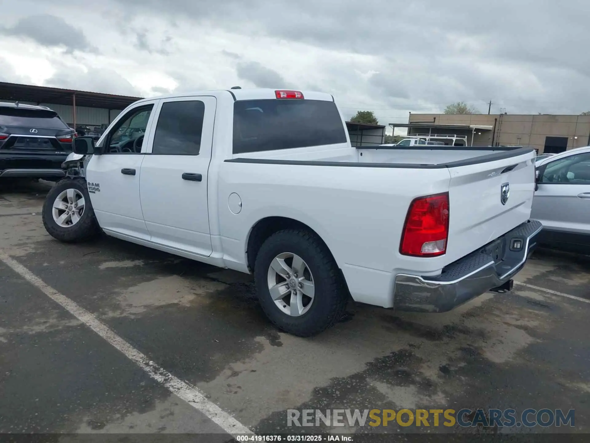 3 Photograph of a damaged car 1C6RR6KM8KS749546 RAM 1500 CLASSIC 2019