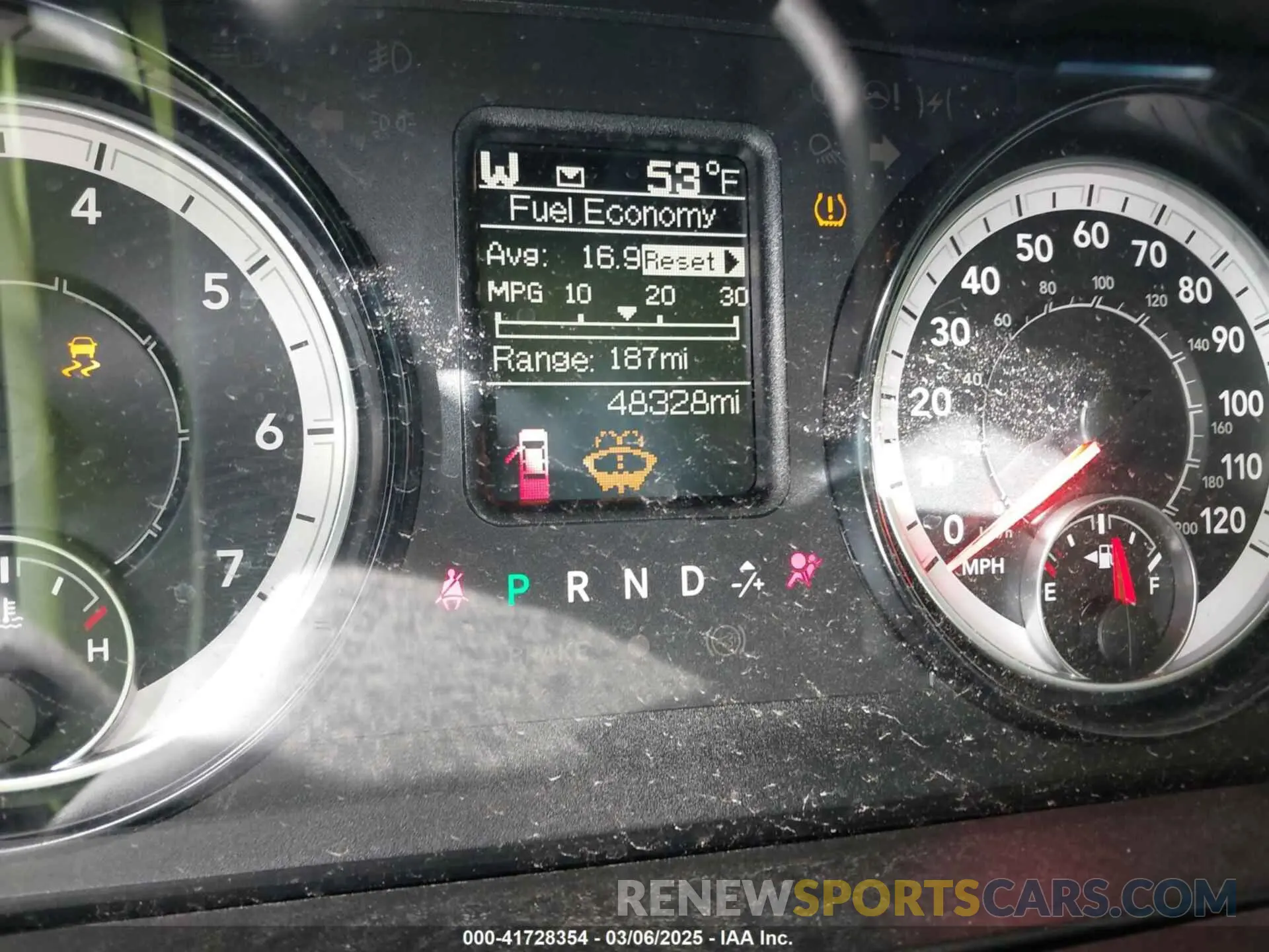 16 Photograph of a damaged car 1C6RR6KT4KS521048 RAM 1500 CLASSIC 2019