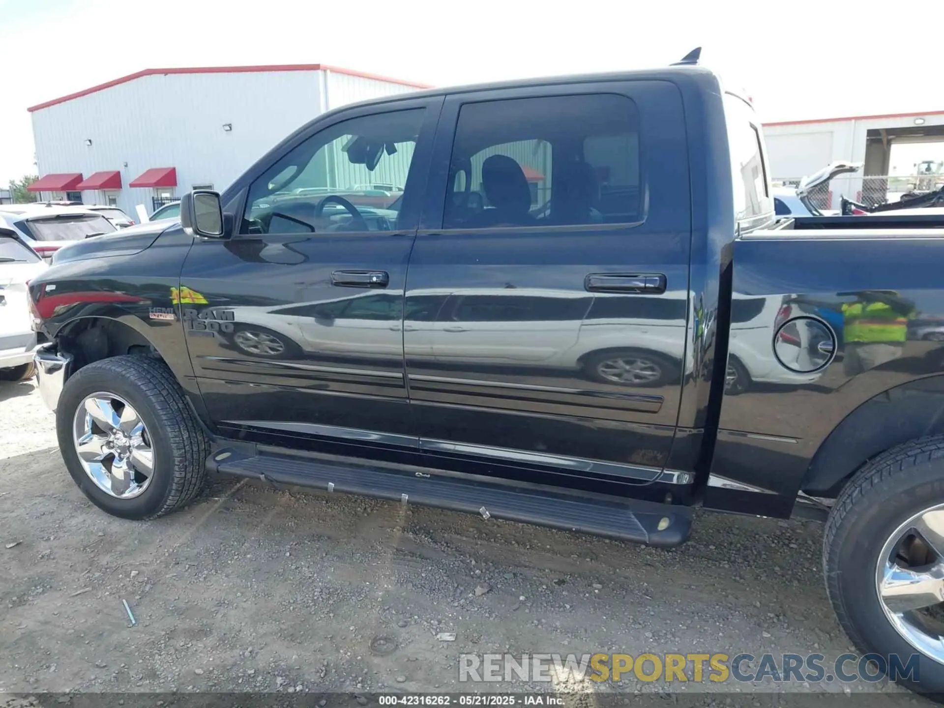 14 Photograph of a damaged car 1C6RR6LT0KS539223 RAM 1500 CLASSIC 2019