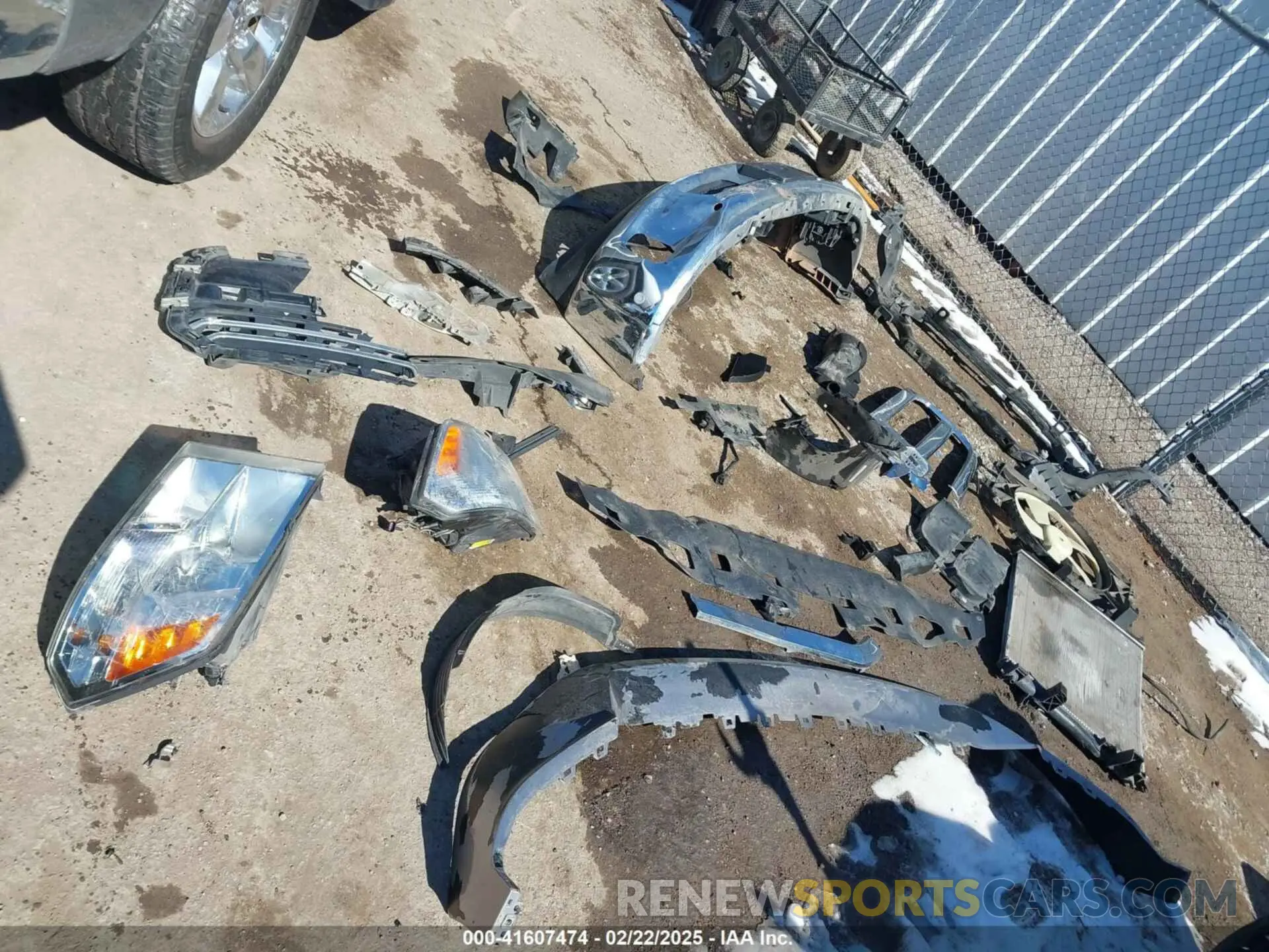 12 Photograph of a damaged car 1C6RR6LT0KS604104 RAM 1500 CLASSIC 2019