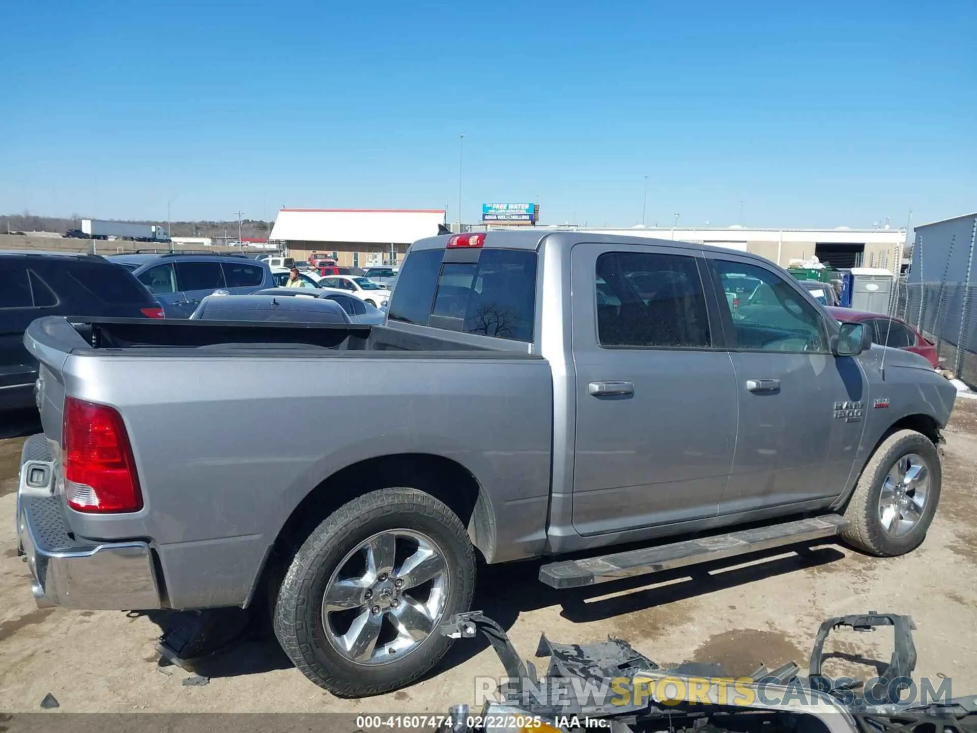 14 Photograph of a damaged car 1C6RR6LT0KS604104 RAM 1500 CLASSIC 2019