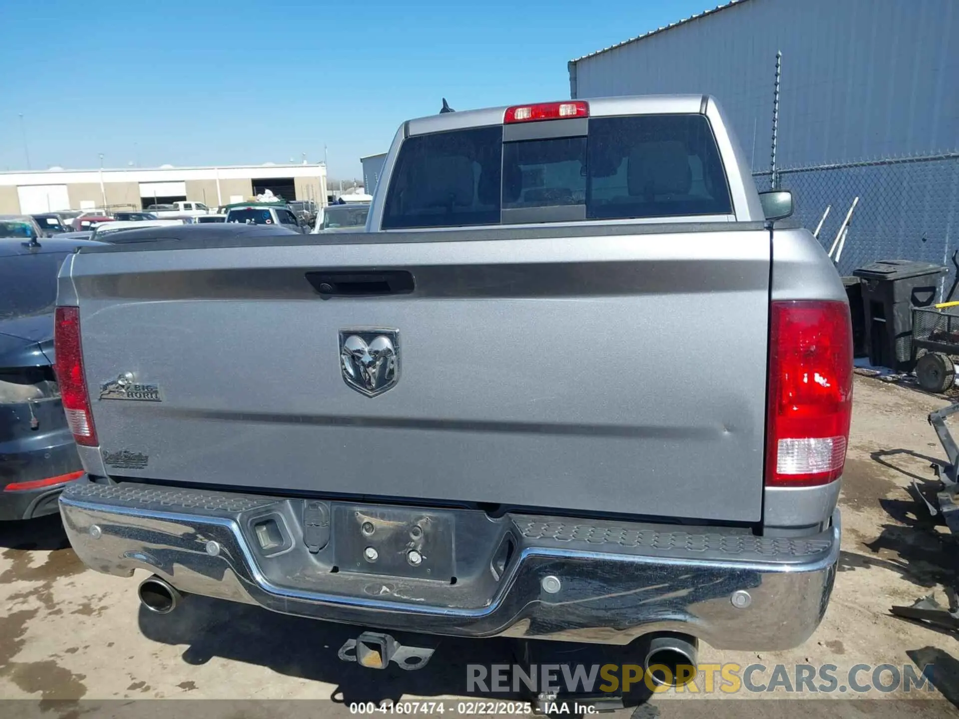 17 Photograph of a damaged car 1C6RR6LT0KS604104 RAM 1500 CLASSIC 2019