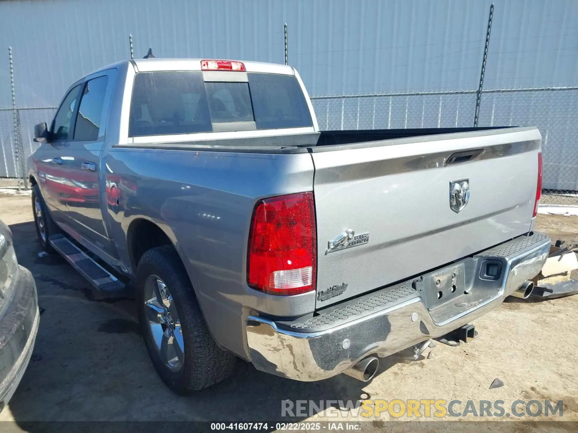 3 Photograph of a damaged car 1C6RR6LT0KS604104 RAM 1500 CLASSIC 2019