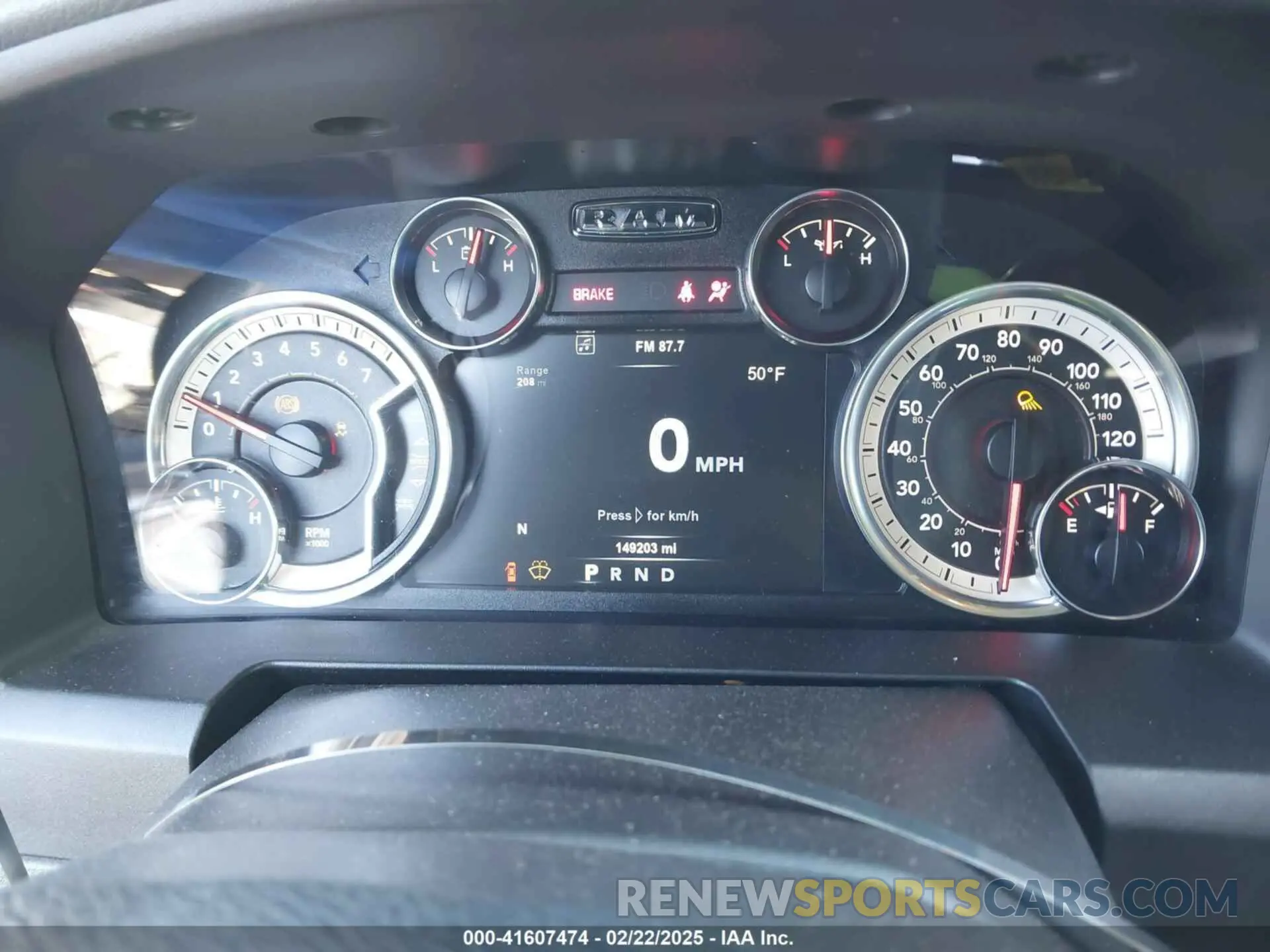 7 Photograph of a damaged car 1C6RR6LT0KS604104 RAM 1500 CLASSIC 2019