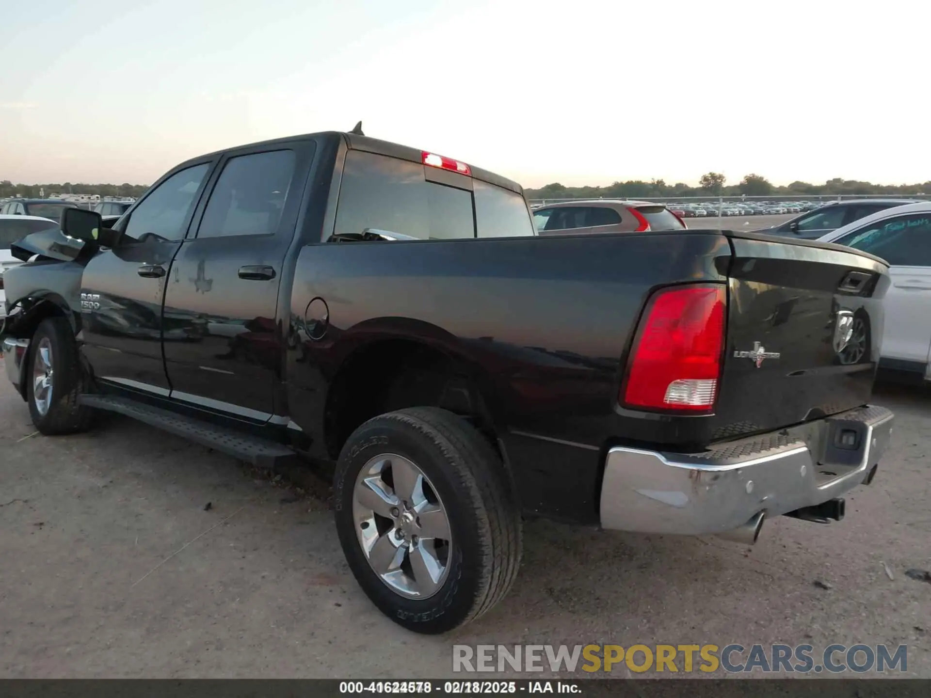 3 Photograph of a damaged car 1C6RR6LT2KS564298 RAM 1500 CLASSIC 2019