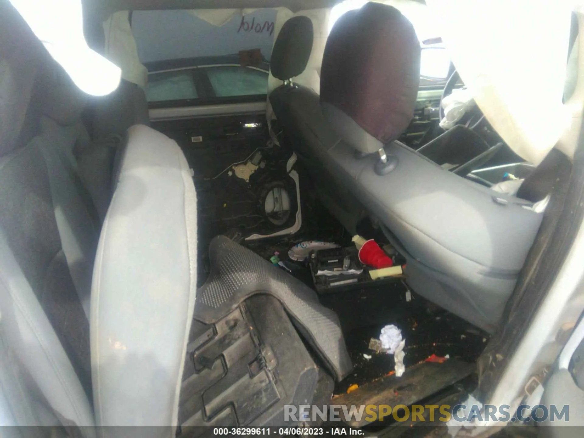 8 Photograph of a damaged car 1C6RR6LT3KS549552 RAM 1500 CLASSIC 2019