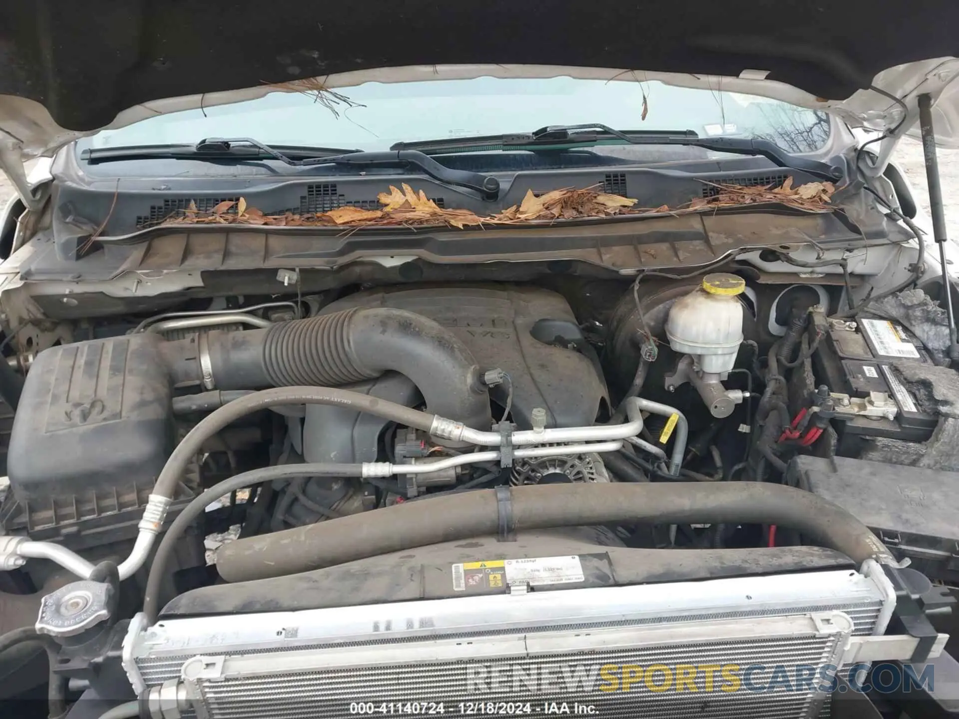 10 Photograph of a damaged car 1C6RR6LT4KS573343 RAM 1500 CLASSIC 2019