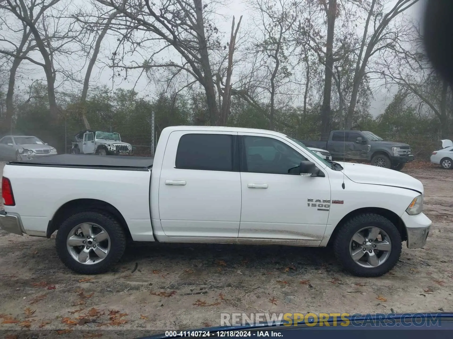 13 Photograph of a damaged car 1C6RR6LT4KS573343 RAM 1500 CLASSIC 2019