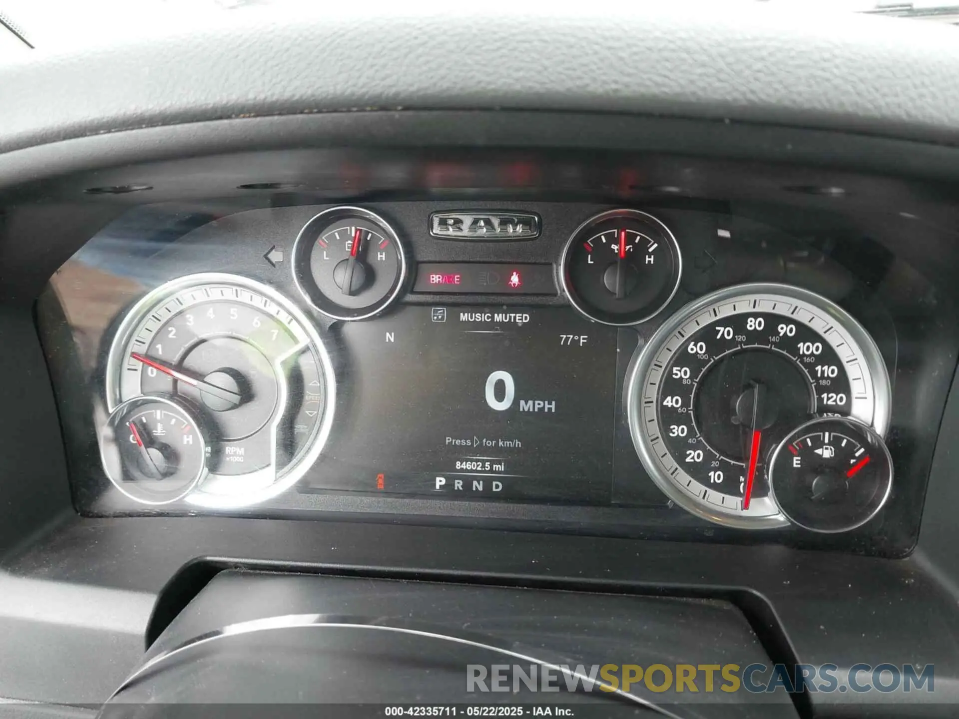 7 Photograph of a damaged car 1C6RR6LT7KS529739 RAM 1500 CLASSIC 2019