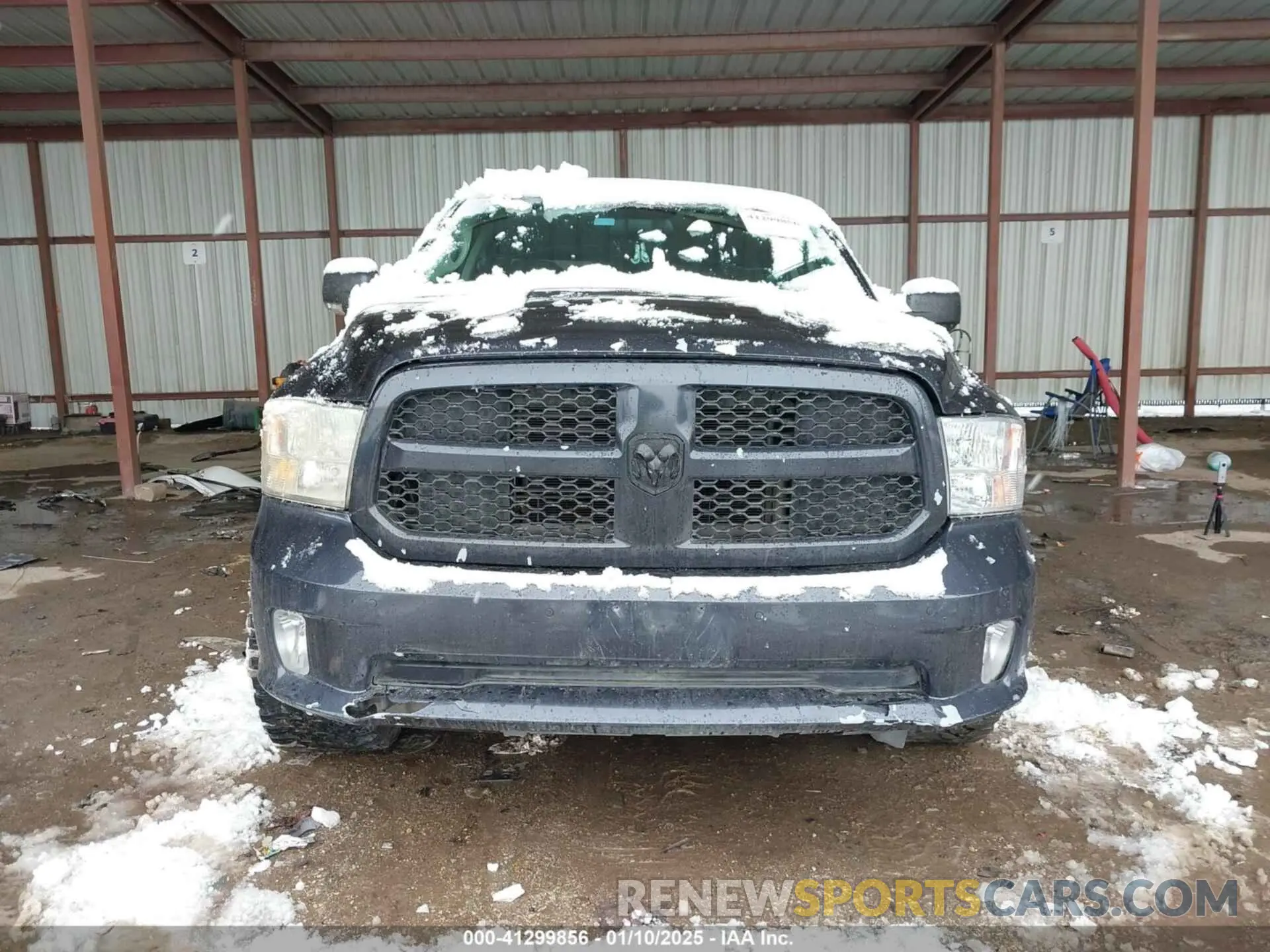 11 Photograph of a damaged car 1C6RR6LT7KS539154 RAM 1500 CLASSIC 2019